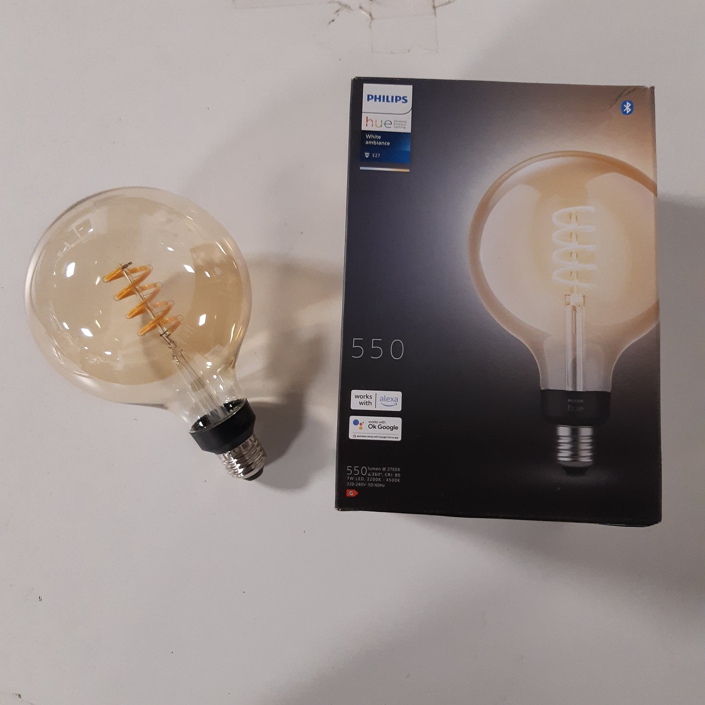 255426 - PHILIPS Hue White Ambiance E27 Filament Large Globe, 550 lm, llambë LED me errësim, 1 pako