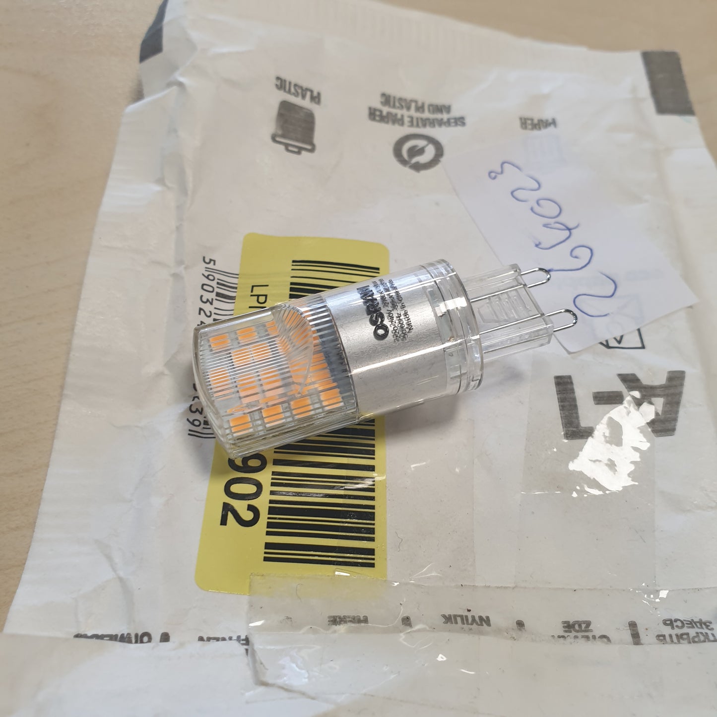 264023 - OSRAM Llambat LED me bazë kapsule G9, e bardhë e ngrohtë 2700K, 3.8W (ekuivalente me 40W), 4058075812093