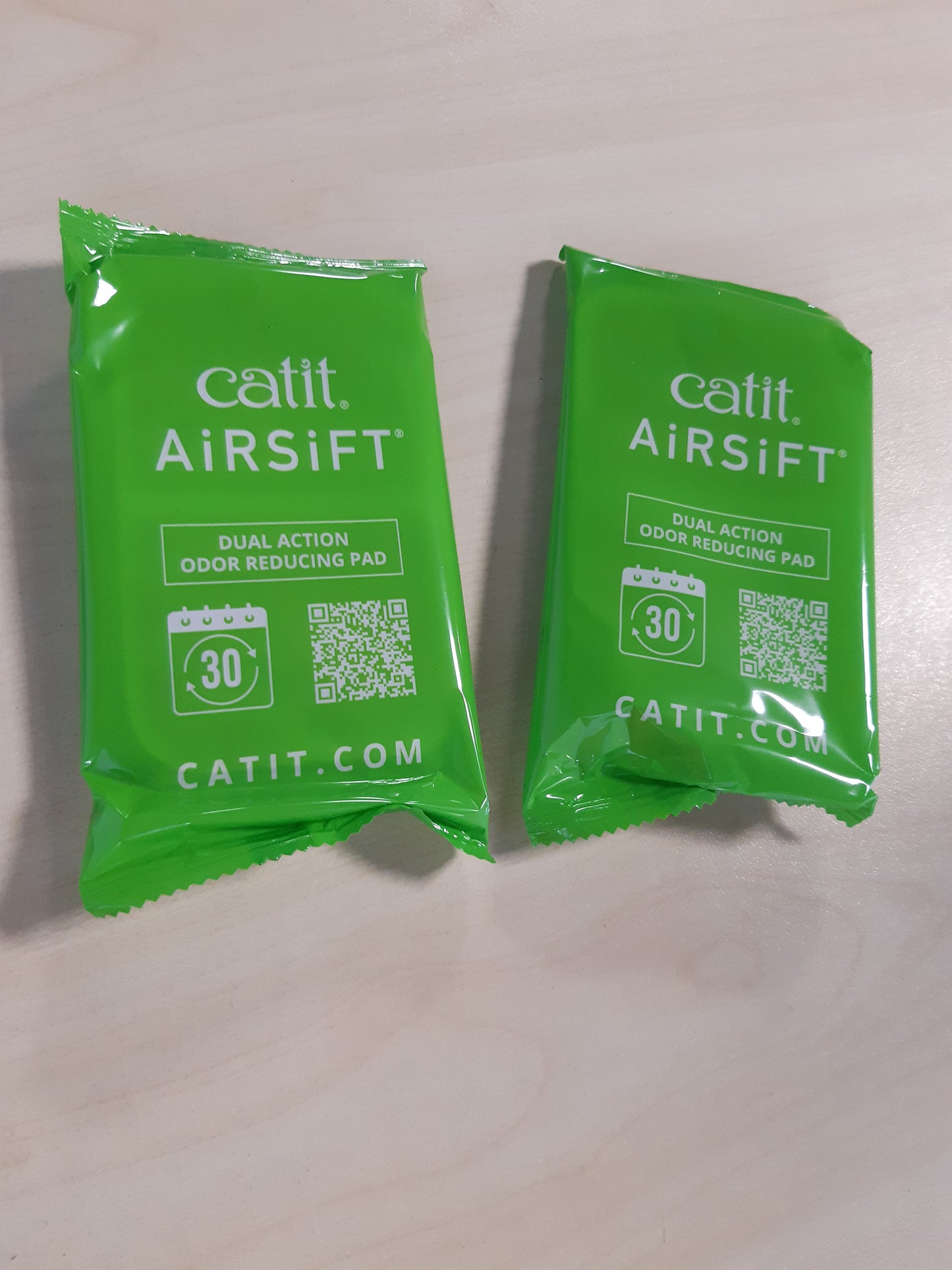 254223 - JASTËK ME VEPRIM TË DYFISHTË CATIT AIRSIFT, JASTËK THITHËS ERËRASH PËR KUTITË E PLEHRAVE TË MACEVE, PAKO ME 2