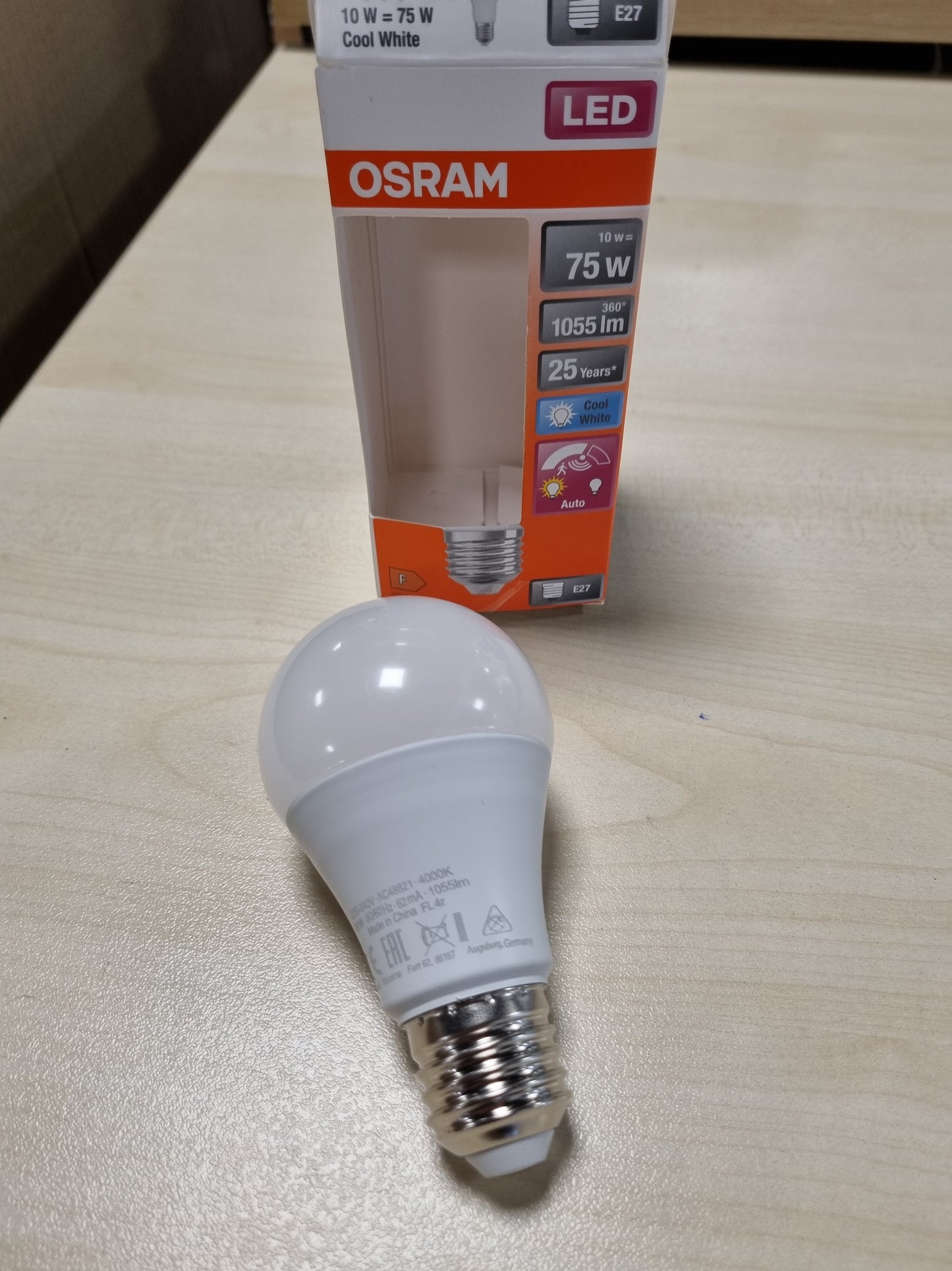 216226 - OSRAM Llambë LED Star A75, Sensor Lëvizjeje 10W, 4000K, E27, 1055 lm, fikje 30 sekonda