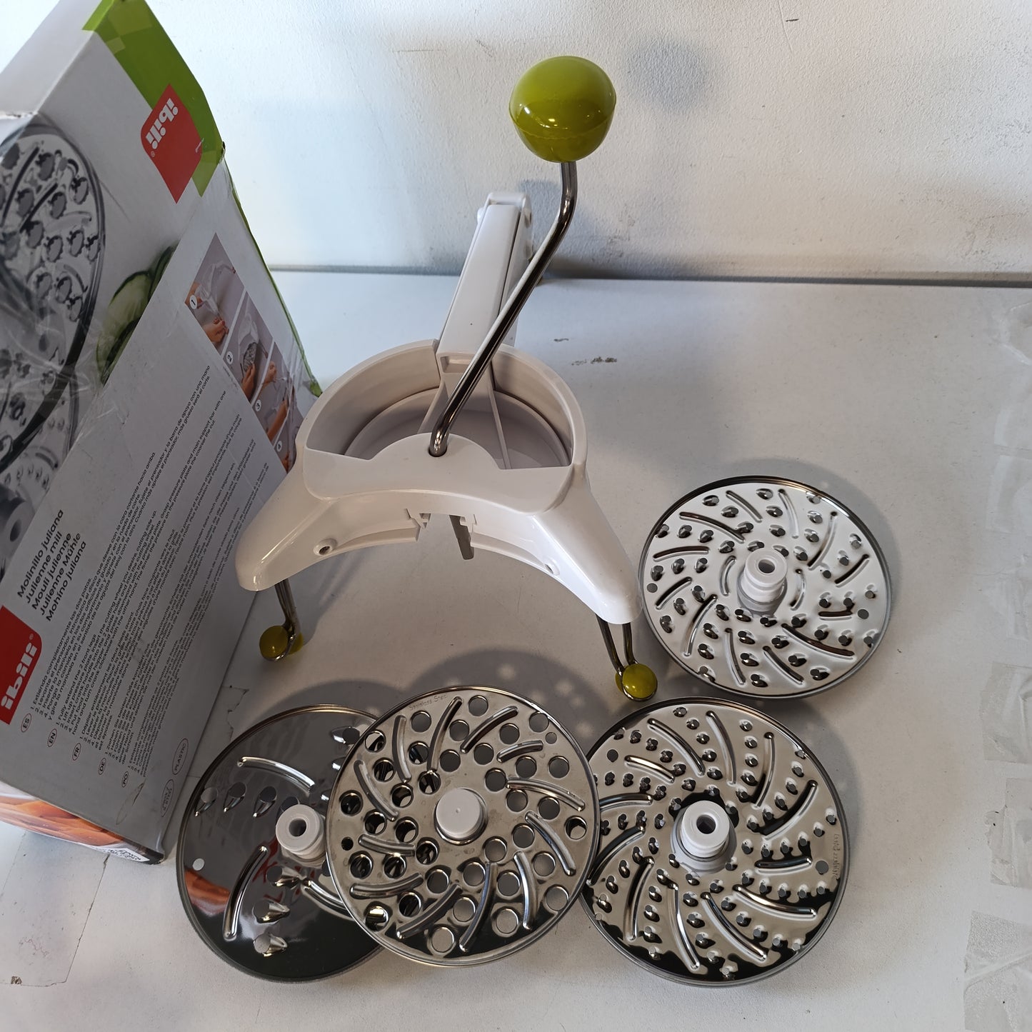 223234 - IBILI Mulli Juliana, Çelik Inoks dhe Plastikë, Disqe 5 x 12 cm për Grirje dhe Prerje në Feta