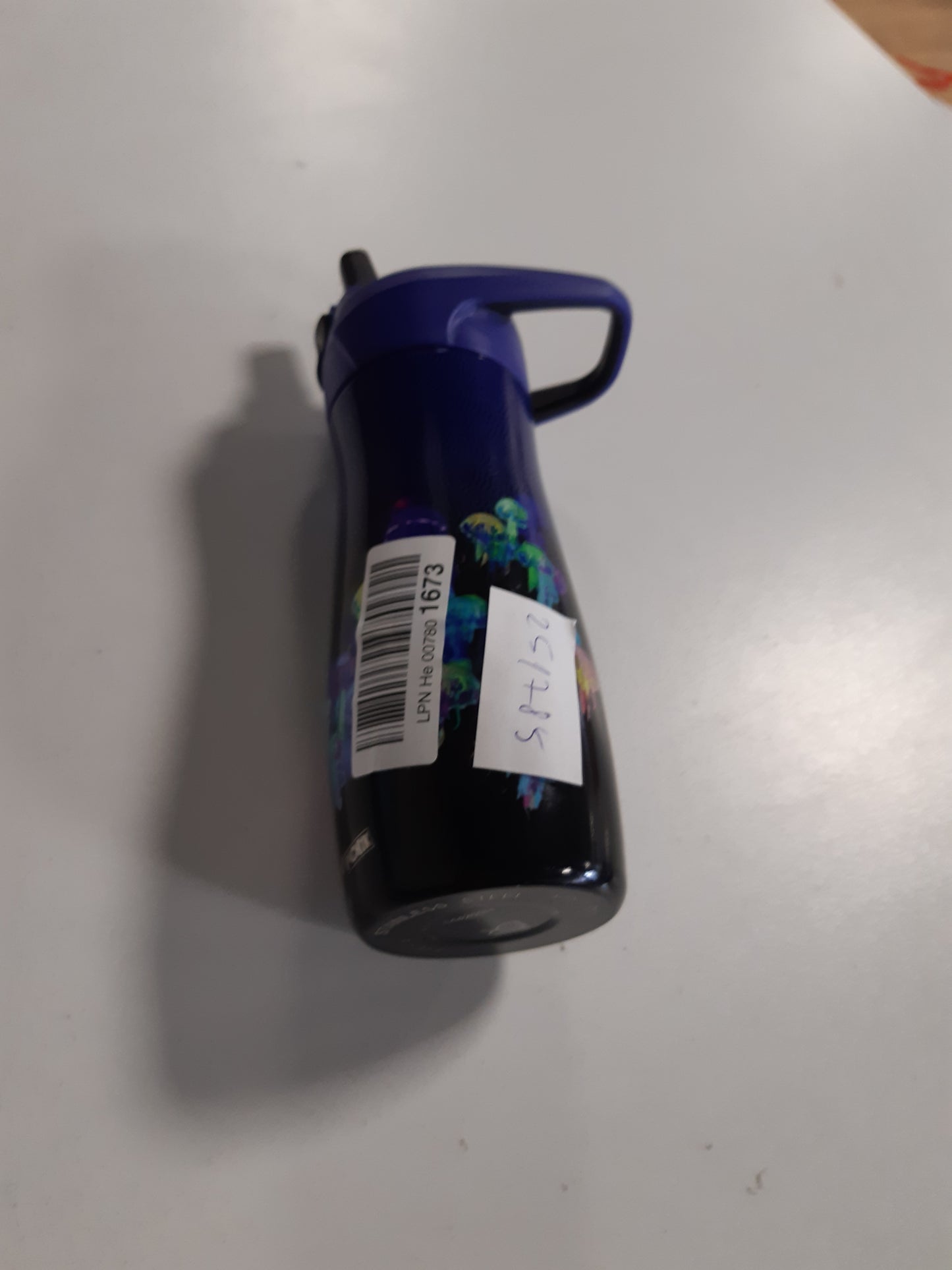 251785 - MAPED Picnik Shishe uji për fëmijë me sistem shtrydhjeje, e papërshkueshme nga rrjedhjet, hapje e lehtë me buton, trup çeliku inox, 580 ml