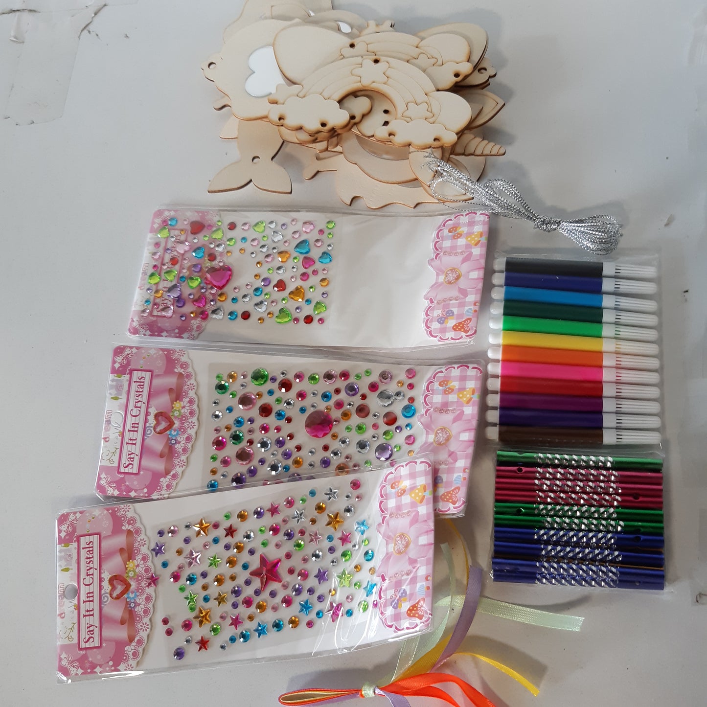 225341 - KIT PUNIMESH ME NJËBRIRËSH LOMPYEU ME 47 PJESË, KIT PUNIMESH ME FËMIJË ME PASQYRA TË VOGELA PRINCESHE PREJ DRURI, DHURATË DEKORIMI PUNIMESH DIY PËR DITËLINDJE ME FLUTURA YLBERI PËR VAJZA TË MOSHAVE 4-8 VJEÇ