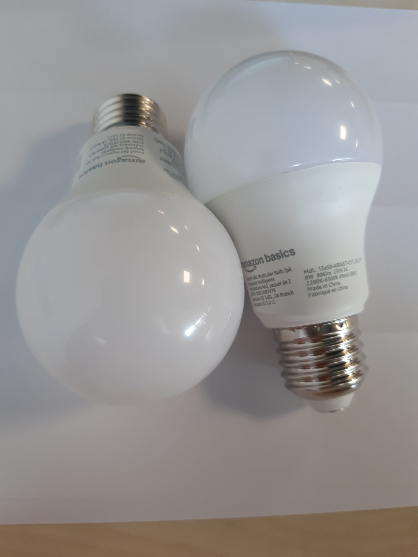 215294 - AMAZON BASICS Llambë LED inteligjente, E27, 8W, funksionon vetëm me Alexa, pako me 2
