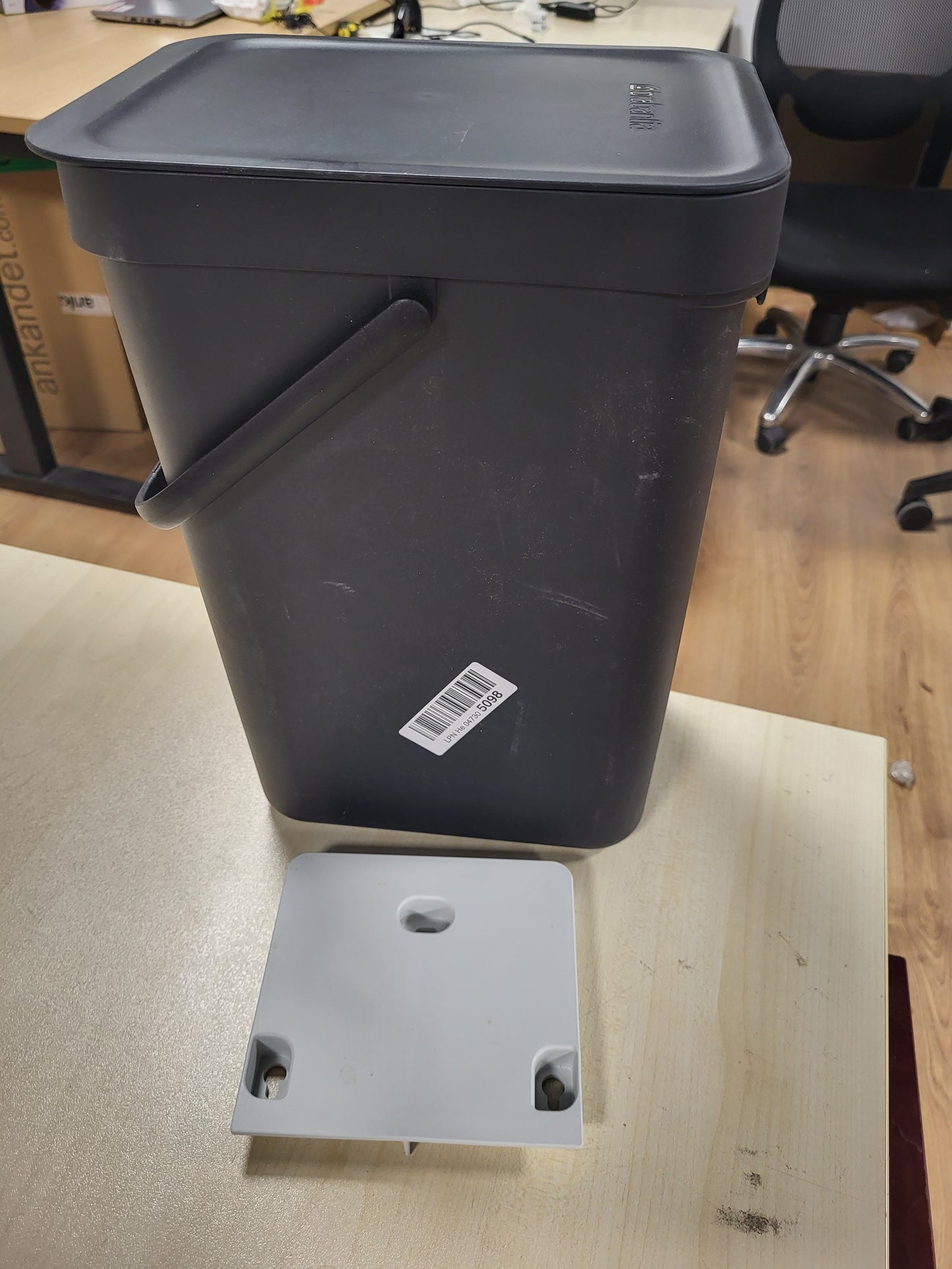 214910 - BRABANTIA Kosh Mbeturinash Sort & Go 12L (Gri), Enë Plastike Riciklimi me Dorezë