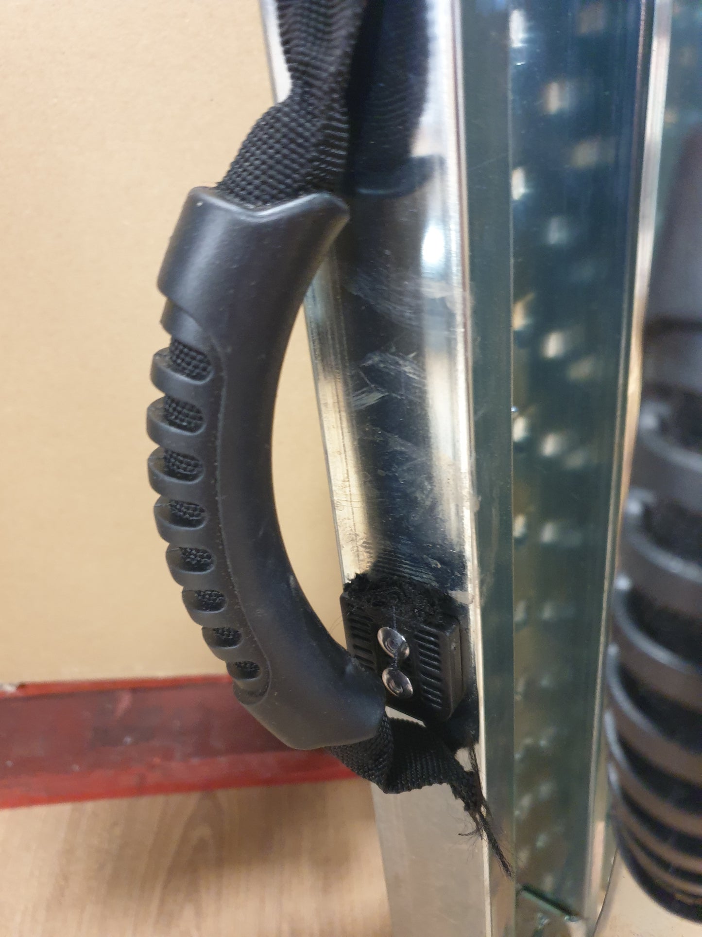 153080 - VOUNOT - 2x Rampa Ngarkese Getare, Rampa Hyrjeje e Palosshme, Maksimum 800 kg, Metal Galvanizuar, Anti-Rrëshqitëse, me Rripa Sigurie, Përdorim për Motoçikleta, Traktorë, Quad, Ngjyra Argjendi