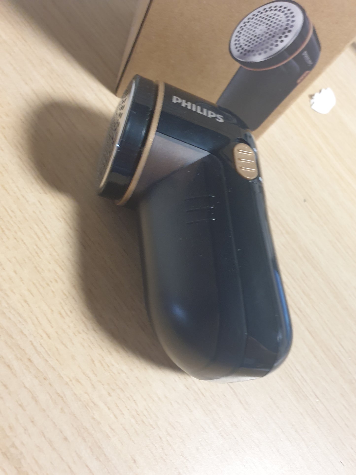 216215 - PHILIPS Makinë rroje për pëlhura, 8800 rpm, 3 madhësi rrjete, e lehtë për t’u pastruar, dizajn kompakt