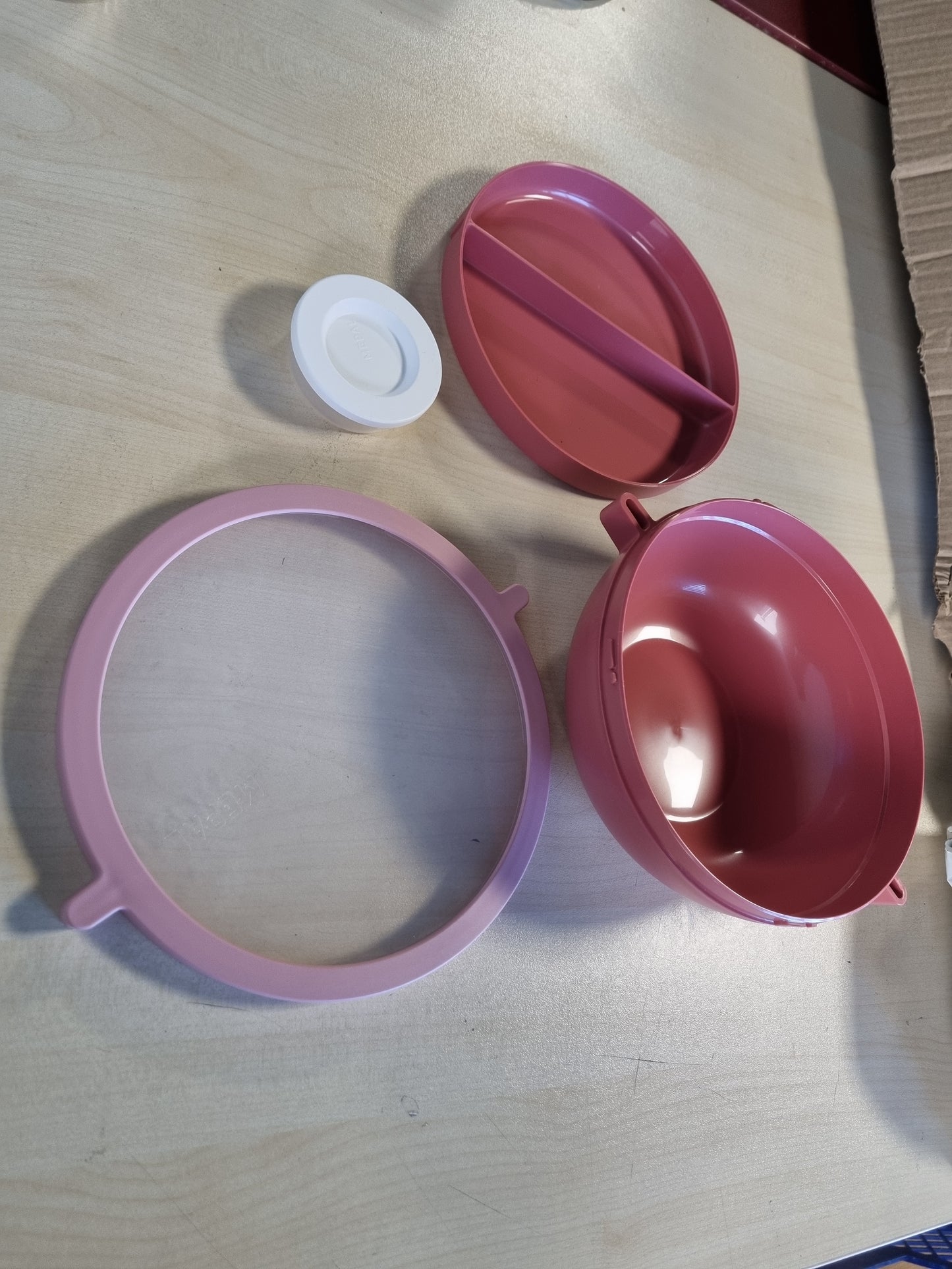 218705 - MEPAL Bento Bowl Vita, Kuti Dreke me Ndarje, 1500 ml, Ngjyrë Maja e Gjallë