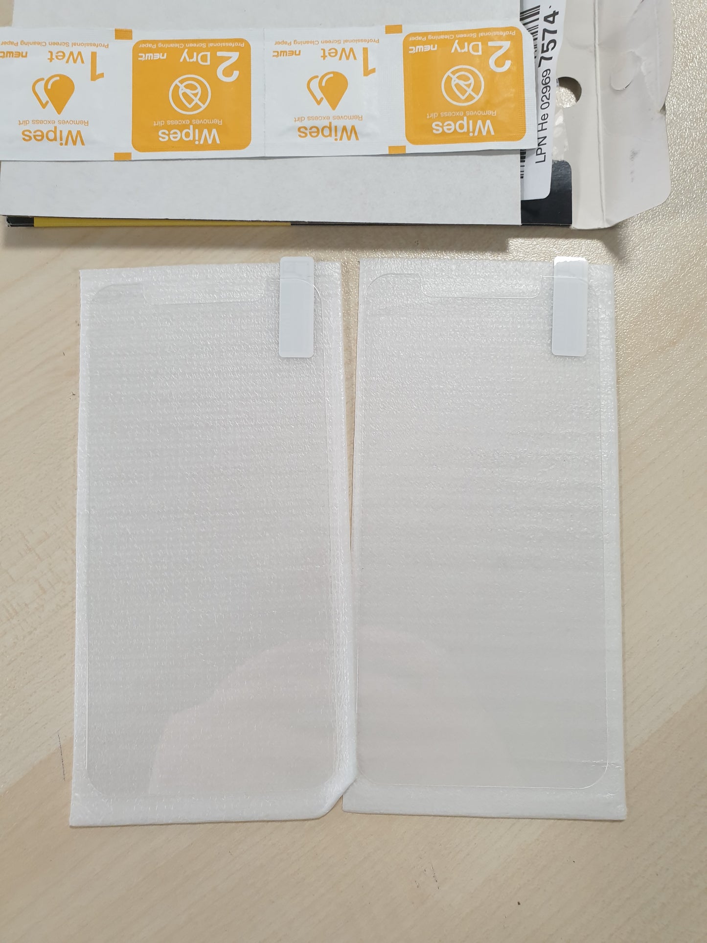 190389 - RE'C - Pako me 2 mbrojtëse ekrani prej qelqi të temperuar për iPhone 11 dhe iPhone XR, Xham ultrarezistent 0.33mm HD, Fortësi 9H