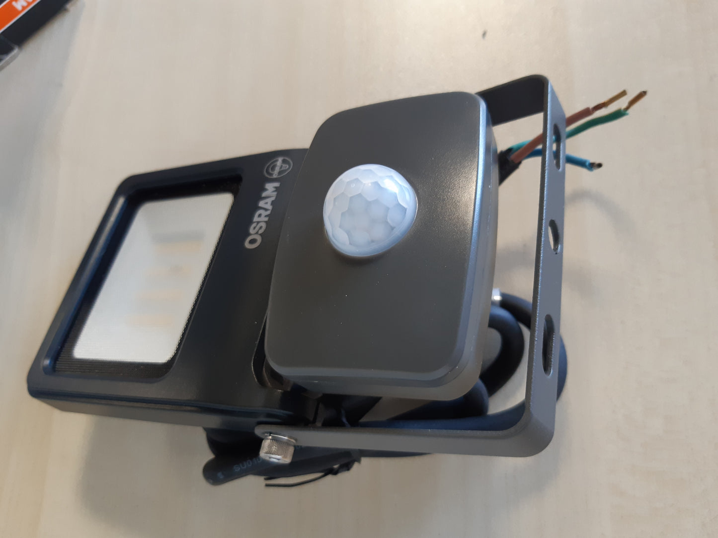 214728 - OSRAM Sensor përmbytjeje me ngjyrë të bardhë të ftohtë