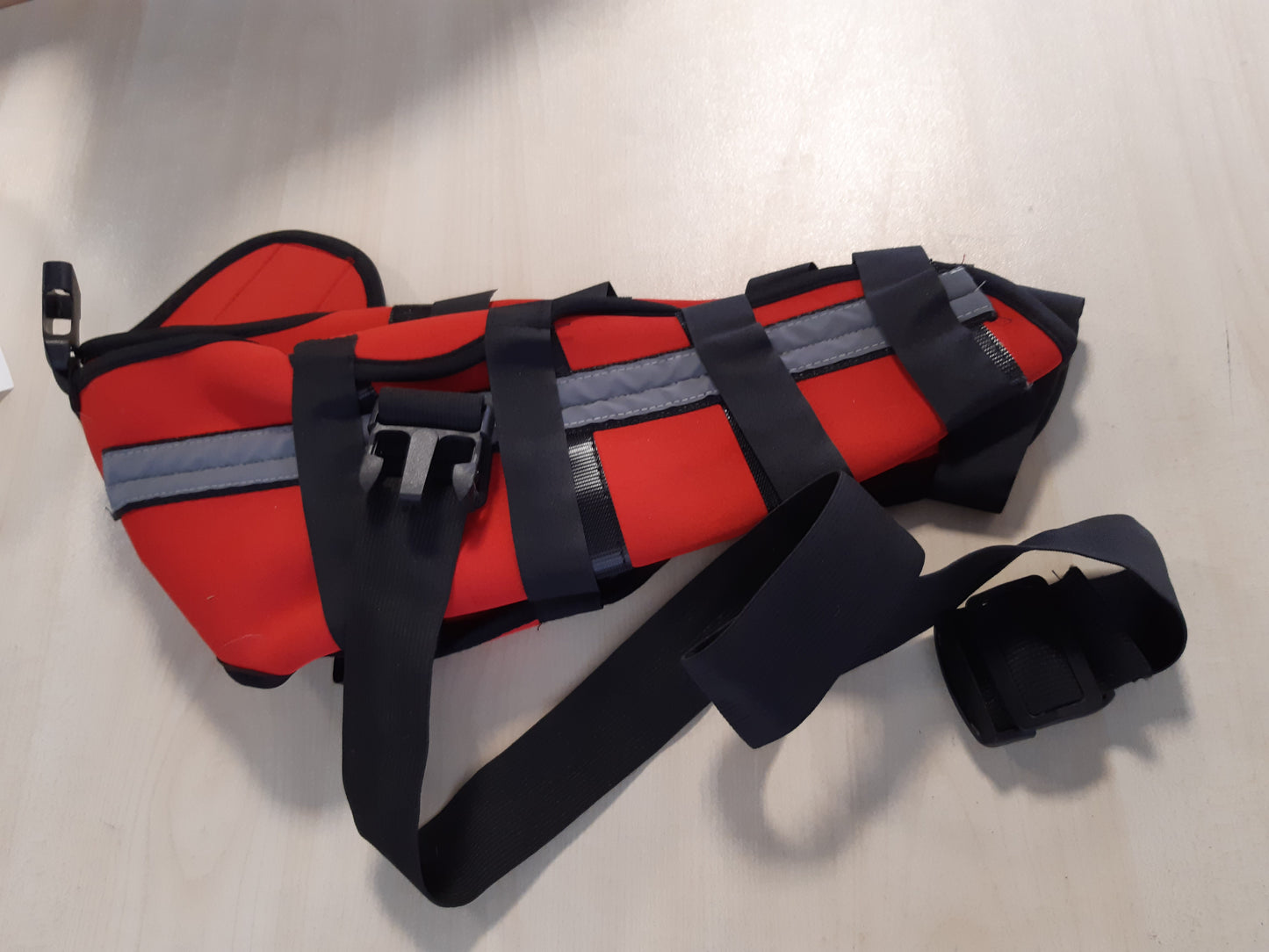 205424 - FABATER Mbështetëse Gjuri për Qen, E Përshtatshme për Qen të Vegjël dhe të Mëdhenj me Probleme ACL, CCL, Dëmtim Ligamentor, Luksacion Patellar ose Osteoartriti në Këmbët e Pasme