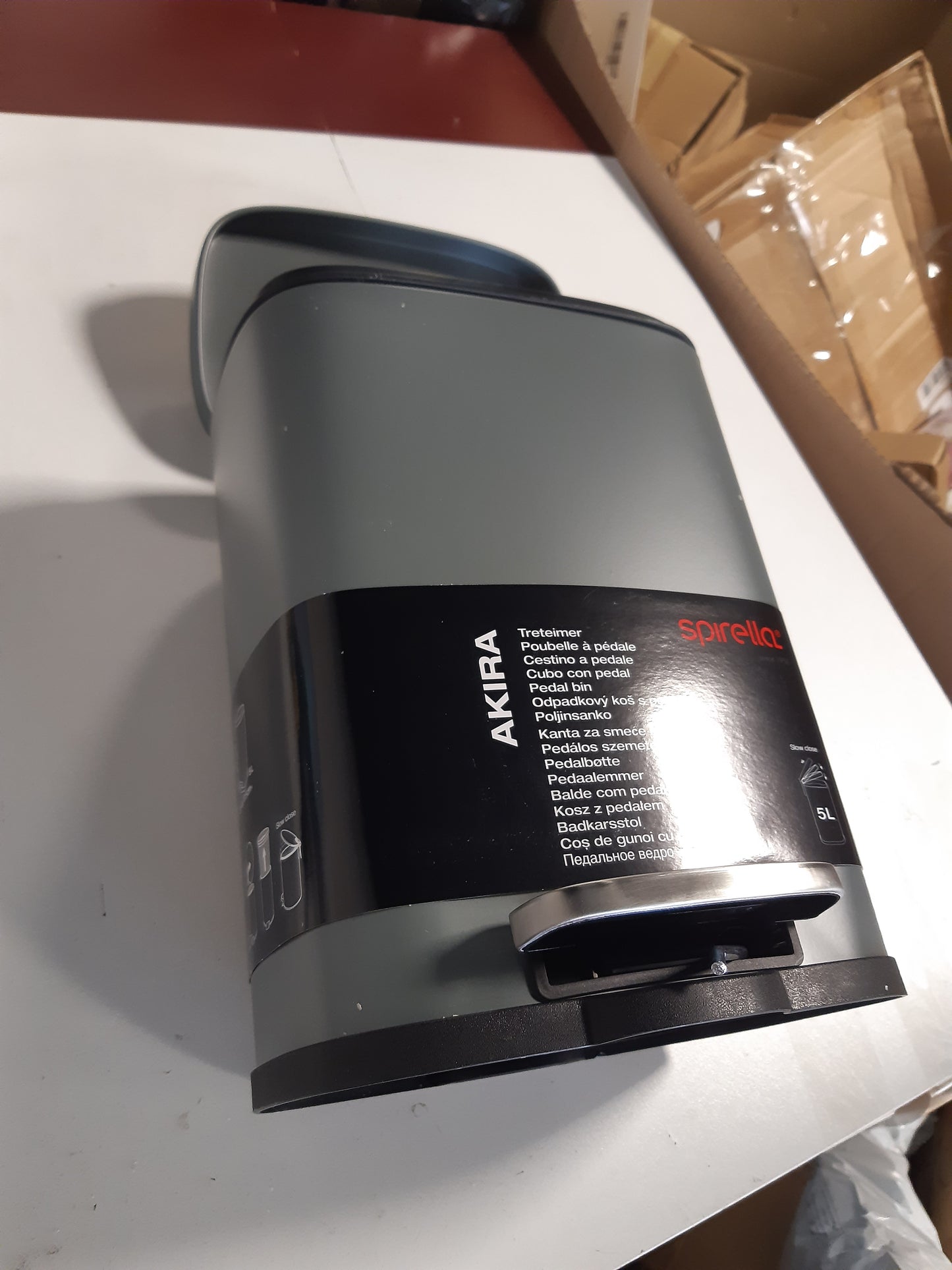 215247 - SPIRELLA Kosh mbeturinash me pedale, 21.5 x 17.5 x 30 cm, 5 litra, çelik