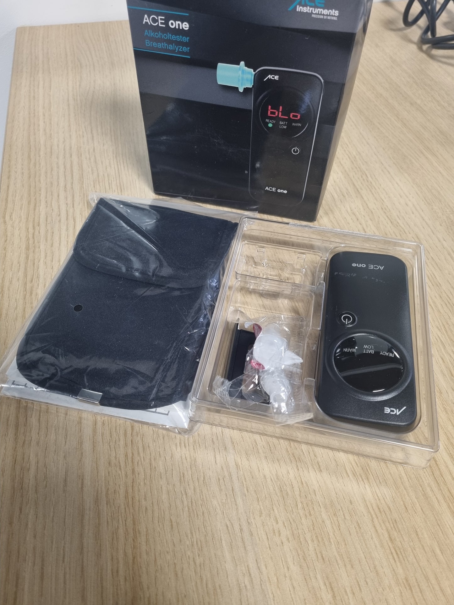 165455 - ACE ONE - Alkomat i Saktë i Policisë me Përmbajtje Alkooli 98.6%