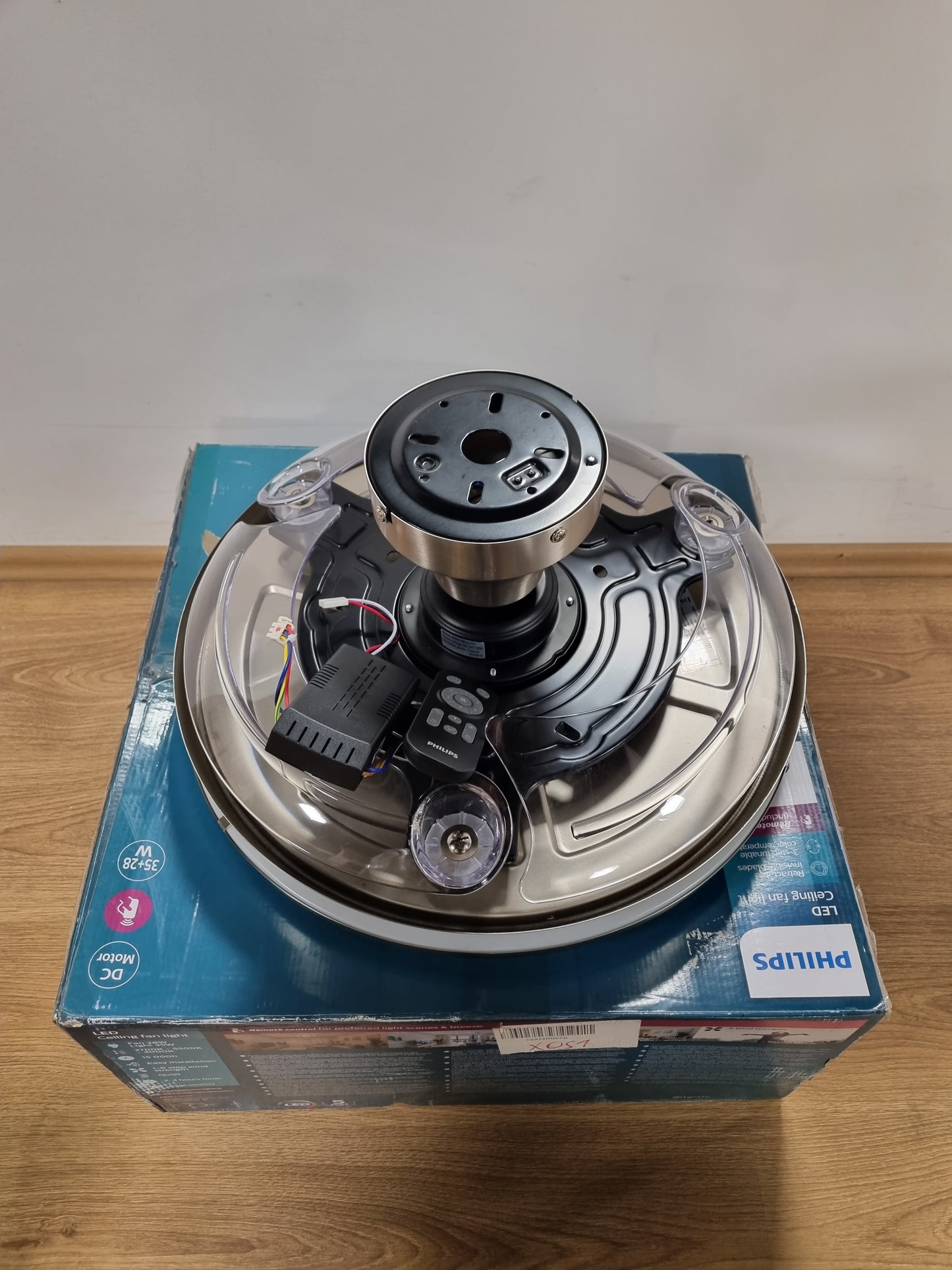 199044 - PHILIPS - Dritë LED për Tavan dhe Ventilator i Tërheqshëm, Ngjyrë Nikeli, me Telekomandë