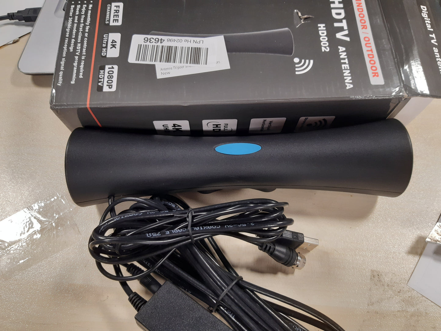 266919 - Antenë televizive për Smart TV, antenë dixhitale HD me një rreze veprimi mbi 580 km, antenë e amplifikuar e brendshme për kanale lokale, antenë dixhitale HD e pajtueshme me të gjitha televizorët