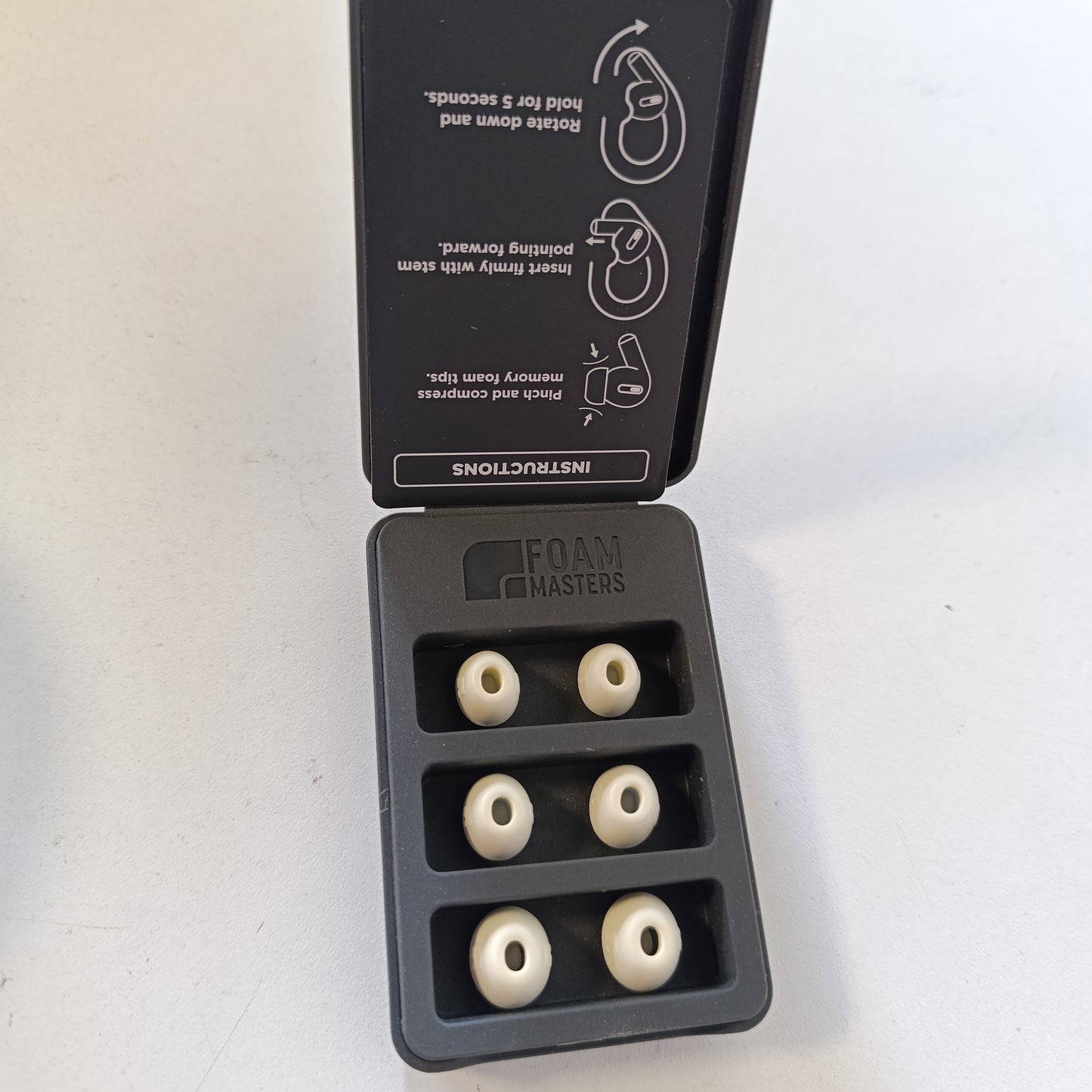 268169 - Maja veshësh Foam Masters – Memory Foam për AirPods Pro (gjenerata e parë dhe e dytë), 3 palë, Madhësi S/M/L, Të Bardha
