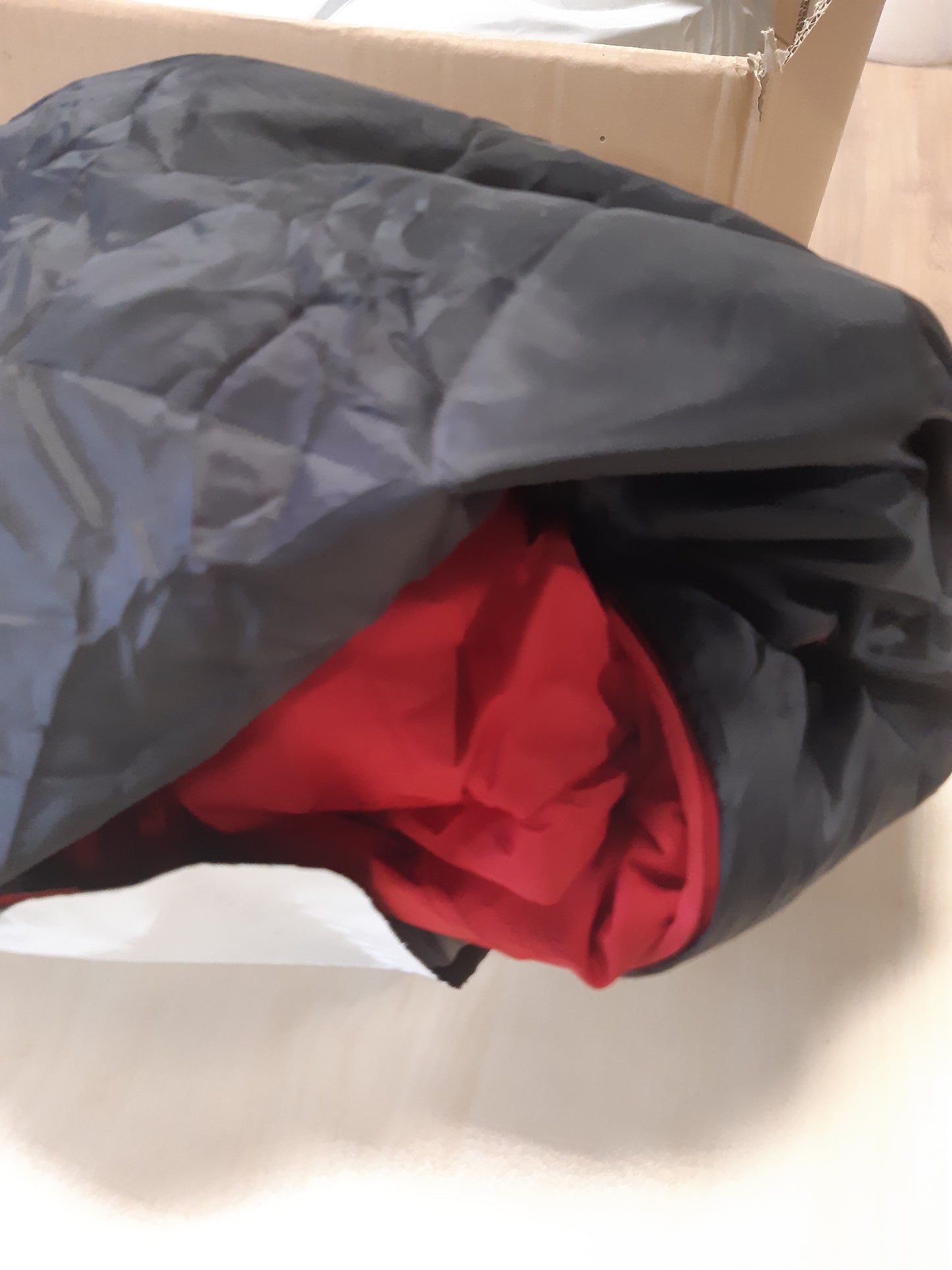 196285 - KUOSER Xhaketë Dimërore e Ngrohtë dhe e Papërshkueshme nga Uji për Qen, Me Kordon Mbajtës në Qafë, Reflektuese dhe e Rehatshme, E Kuqe 3XL