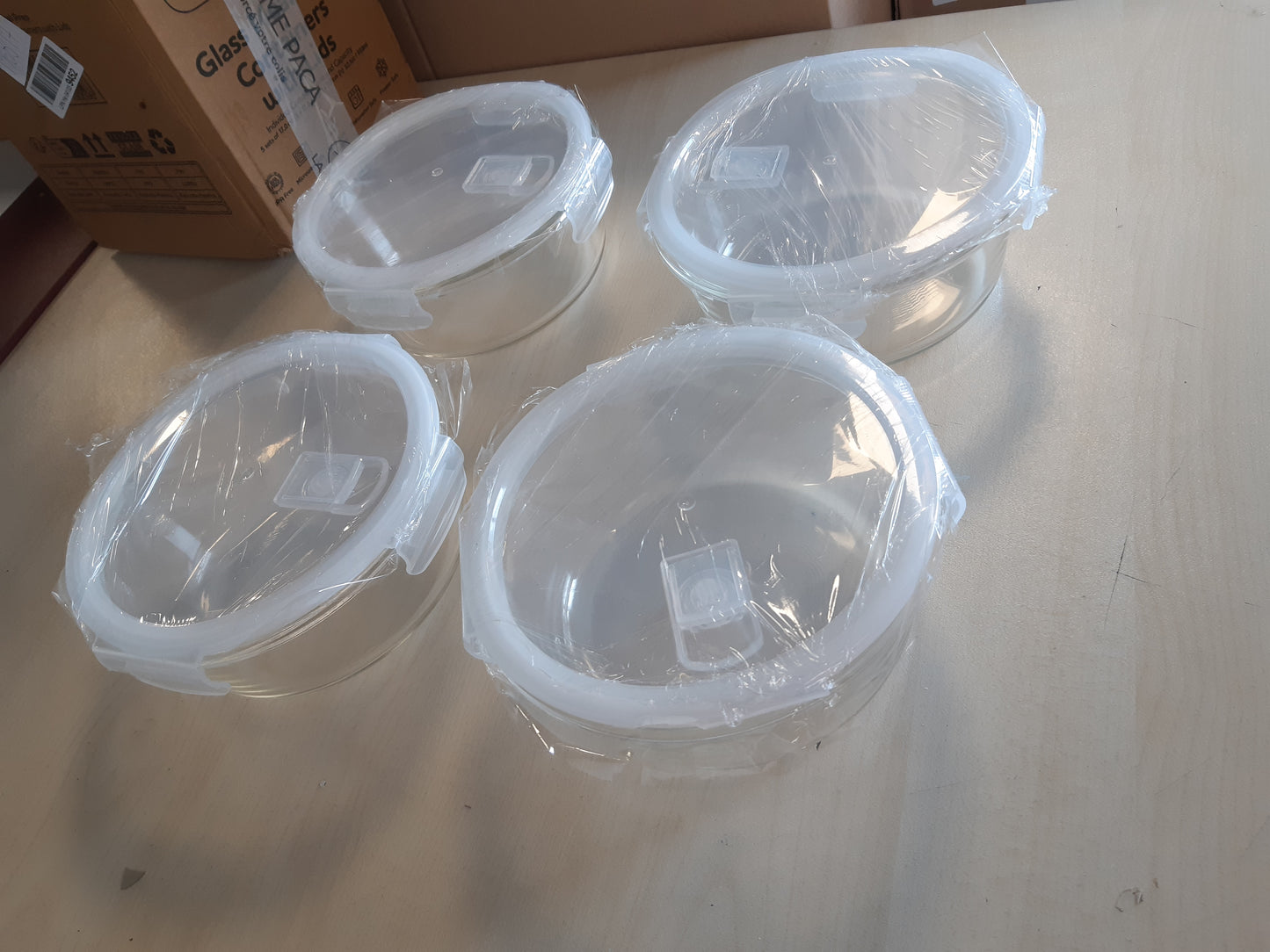 196817 - IGLUU MEAL PREP - Set Kutish Dreke prej Qelqi të Rrumbullakëta, 5 copë + Kapak Ekstra, Kapak Hermetik, Pa BPA, 950ml, Qelq Borosilikat, i Sigurt për Mikrovalë, Furrë, Ngrirje dhe Lavastovilje