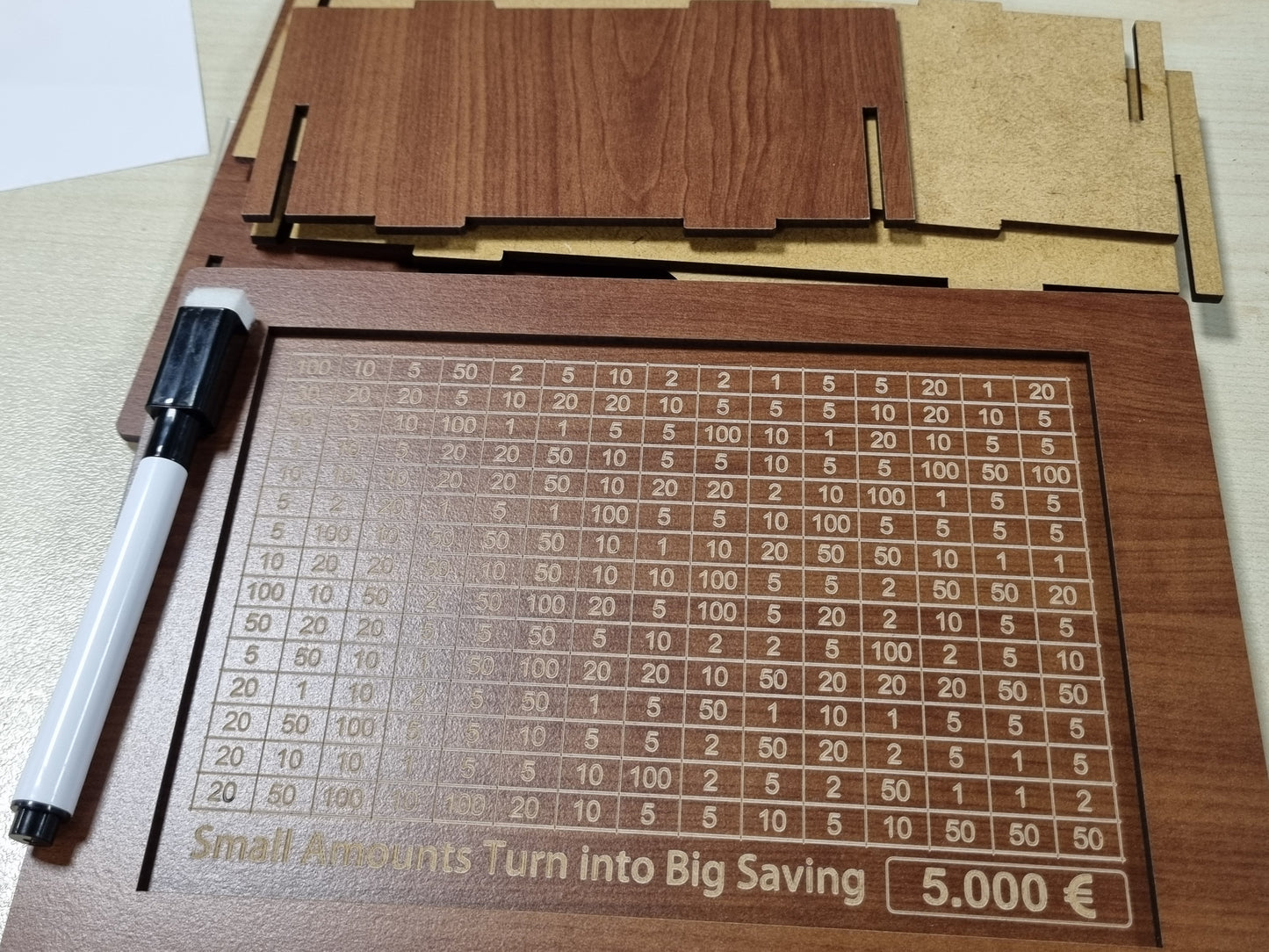 216277 - ALYVISUN Kuti parash prej druri me numërues 5000€, e ripërdorshme, Objektiv kursimi 500-10000€