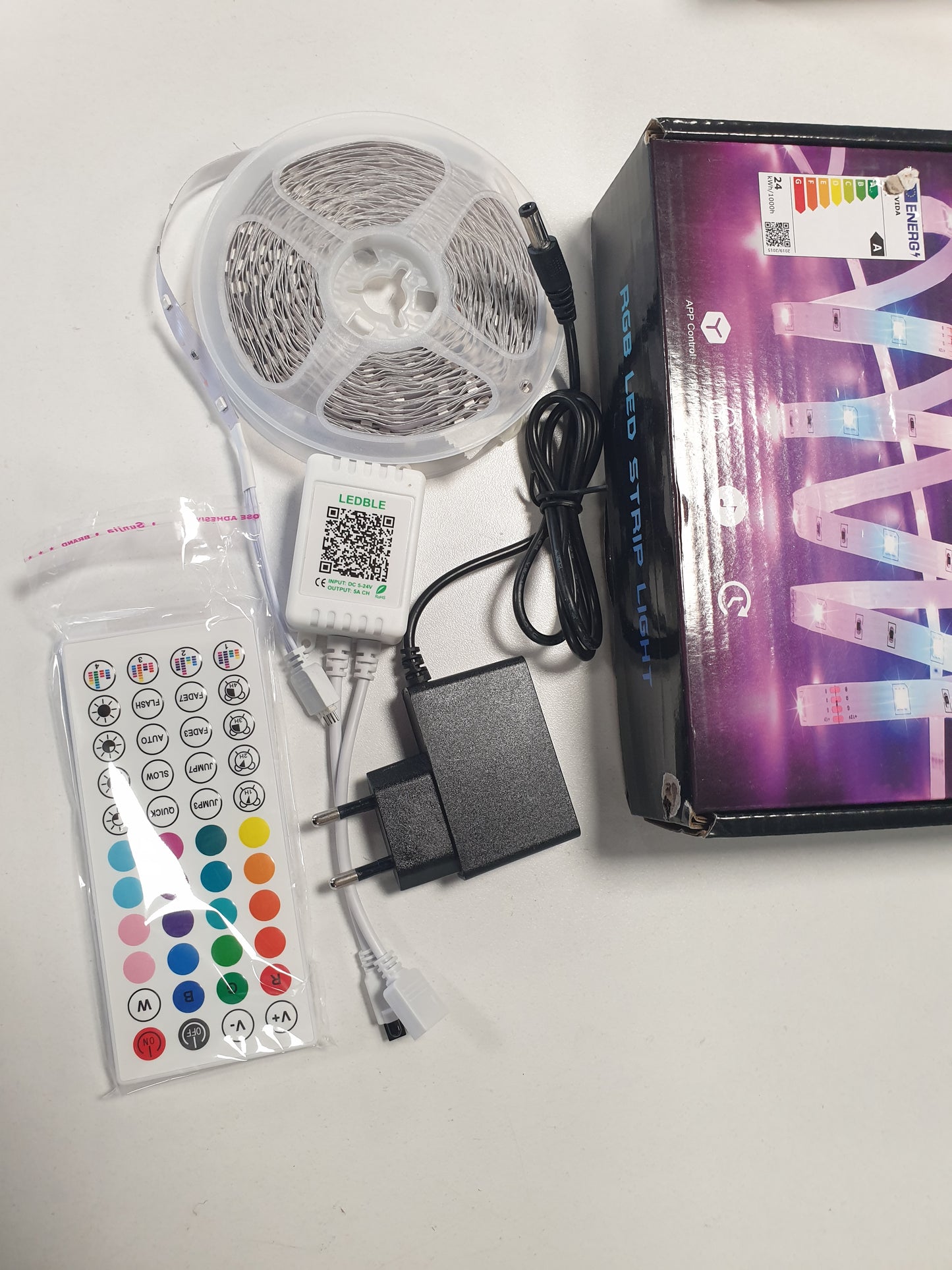 168739 - HOVVIDA Shirit LED 10M, 1x10M, 30 LED/metër, 24V RGB, 300 LED, Më Kontrollues APLIKACION dhe Telekomandë, Sinkronizim Muzikor, Modalitet Kohëmatësi, Përshtatshëm për Dhomë Gjumi, Dhomë Lojërash, Festë, Festival