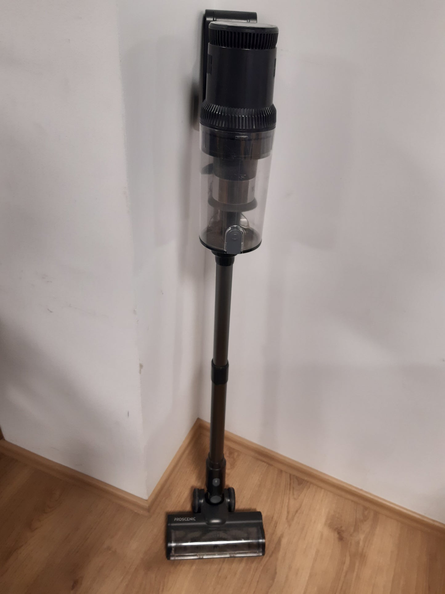 135022 - PROSCENIC P11M Fshesë pa Tel, 45KPa/550W, Bateri e Lëvizshme, Ekran LED, Fuqishmëri 2-në-1, Për Dysheme dhe Qilima, Anti Qime Kafshësh Shtëpiake, Kohëzgjatje 60 minuta