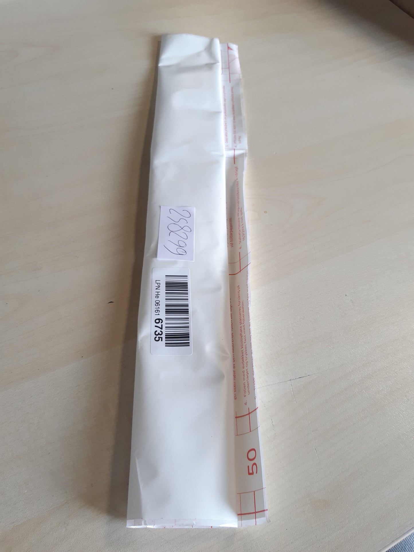 258299 - DC-FIX Fletë ngjitëse për mobilje e bardhë 45 cm x 2 m, rezistente ndaj ujit
