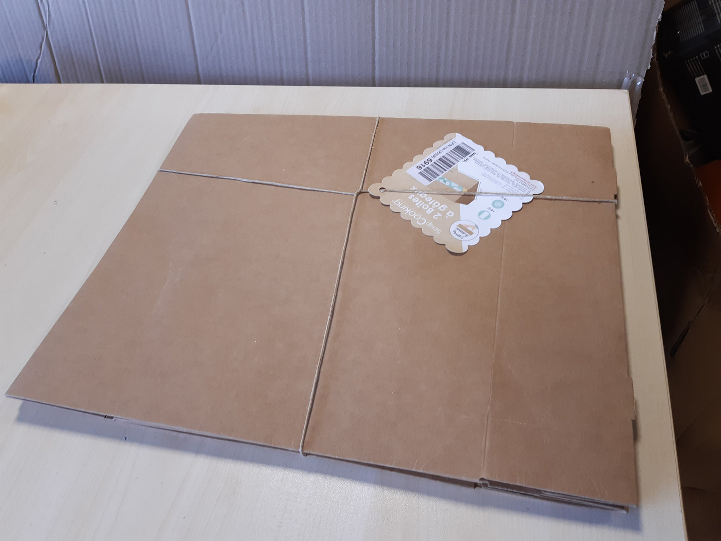 264066 - ScrapCooking Set me 2 kuti për torta - Karton kraft i gradës ushqimore - 32 x 32 x 8 cm