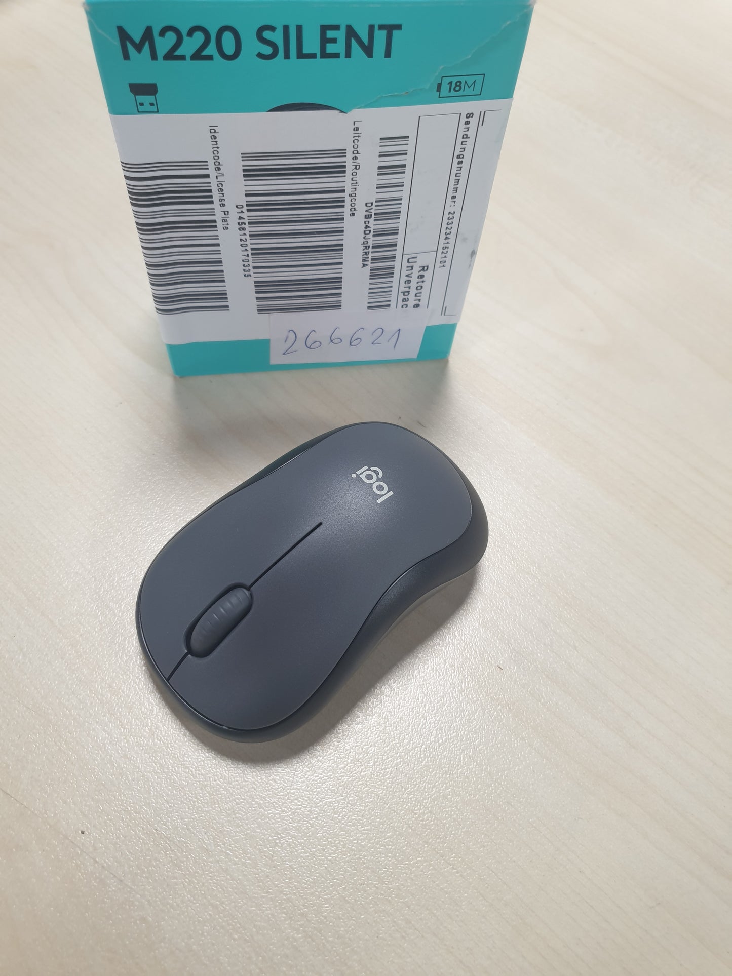 266621 - LOGITECH Maus pa tel M220 i heshtur, 2.4 GHz me marrës USB, gjurmim optik 1000 DPI, jetëgjatësi baterie 18 muaj, për dorë të majtë dhe të djathtë, i pajtueshëm me PC, Mac, laptop - gri