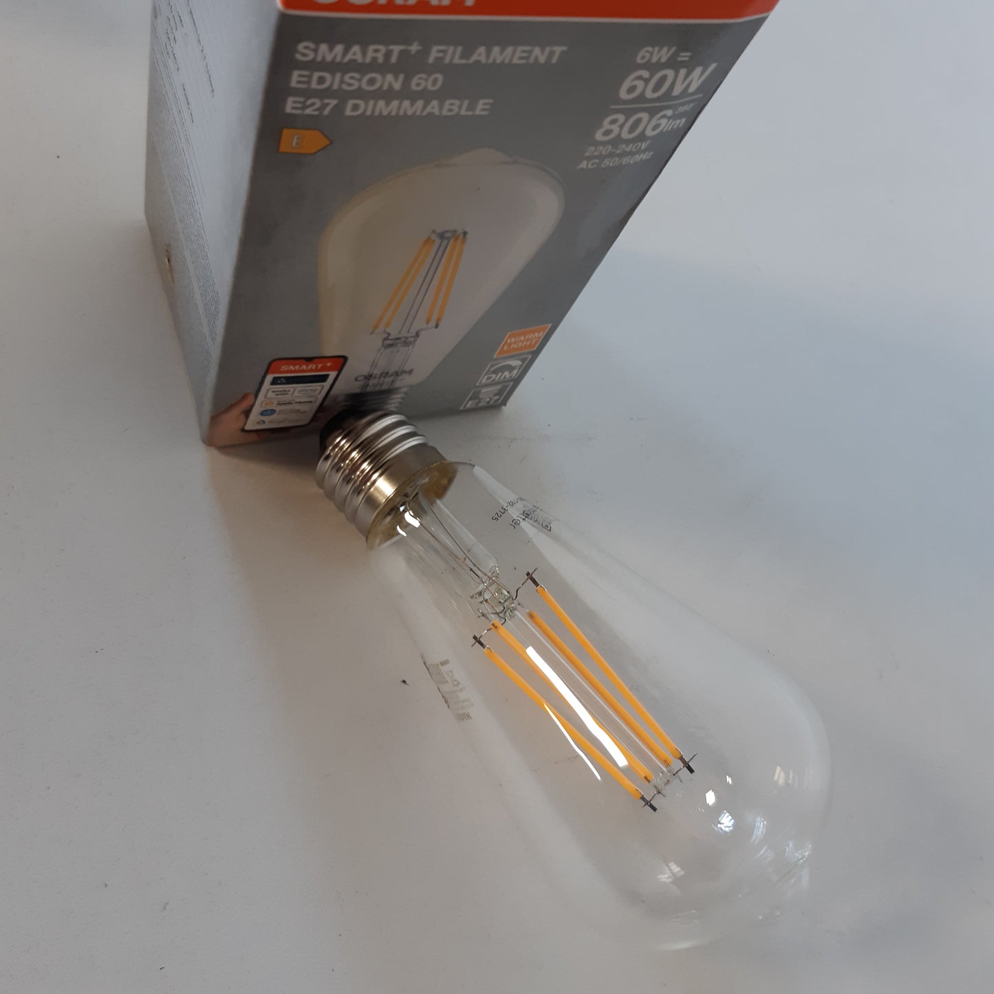 215831 - OSRAM Llambë LED Edison, formë llambë E27, e bardhë e ngrohtë 2700 K, e errësueshme, kontroll aplikacioni, e pajtueshme me Alexa dhe Google