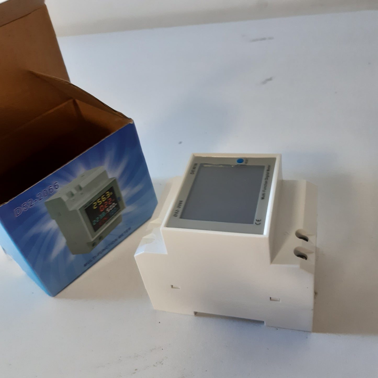 223376 - DEWIN Matës elektrik energjie LCD me shinë DIN, 6-në-1, AC 40-300V
