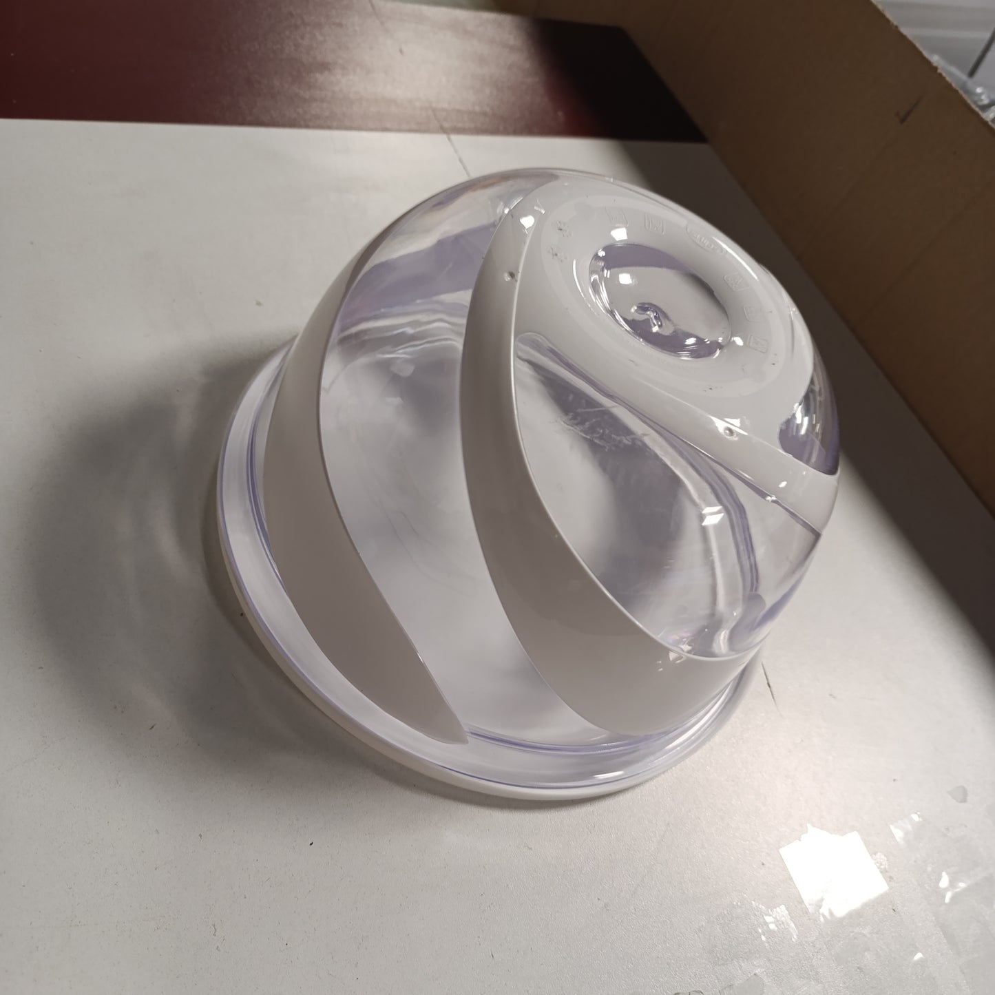 223399 - SNIPS Tas sallate me kapak, plastike 5 L, 27 x 27 x 15 cm, E bardhë, Pa BPA dhe ftalat