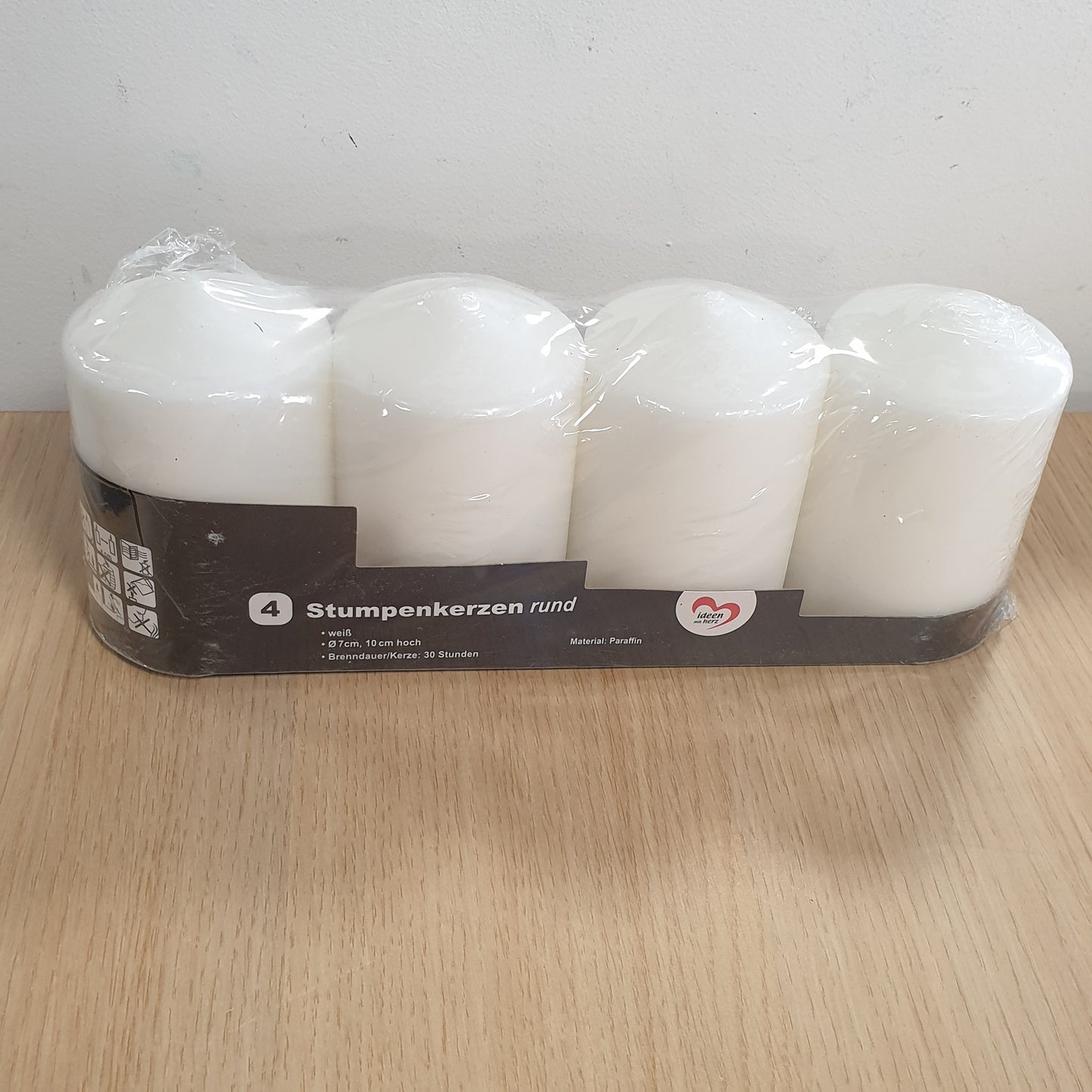 254119 - Qirinj Shtyllë Të Bardhë, të Rrumbullakët, Set me 4, Ø 7 cm, 10 cm i lartë, Koha e djegies 30 orë, qirinj parafine shtëpiake, pa aromë
