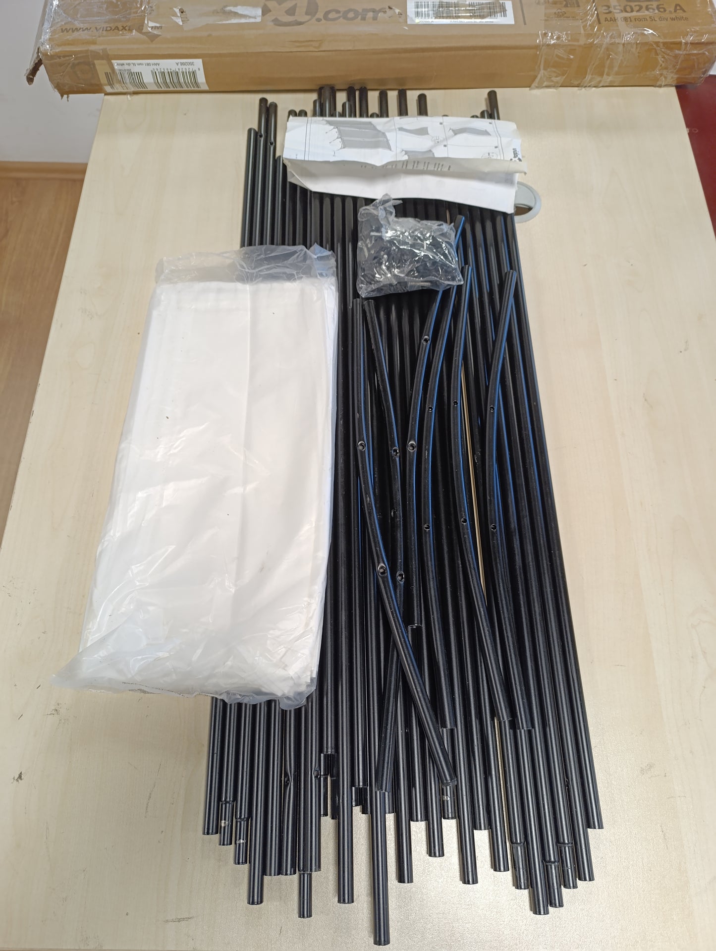 244528 - VIDA XL Ndarës Dhome me 5 Panele, i Bardhë 433x180 cm, Material