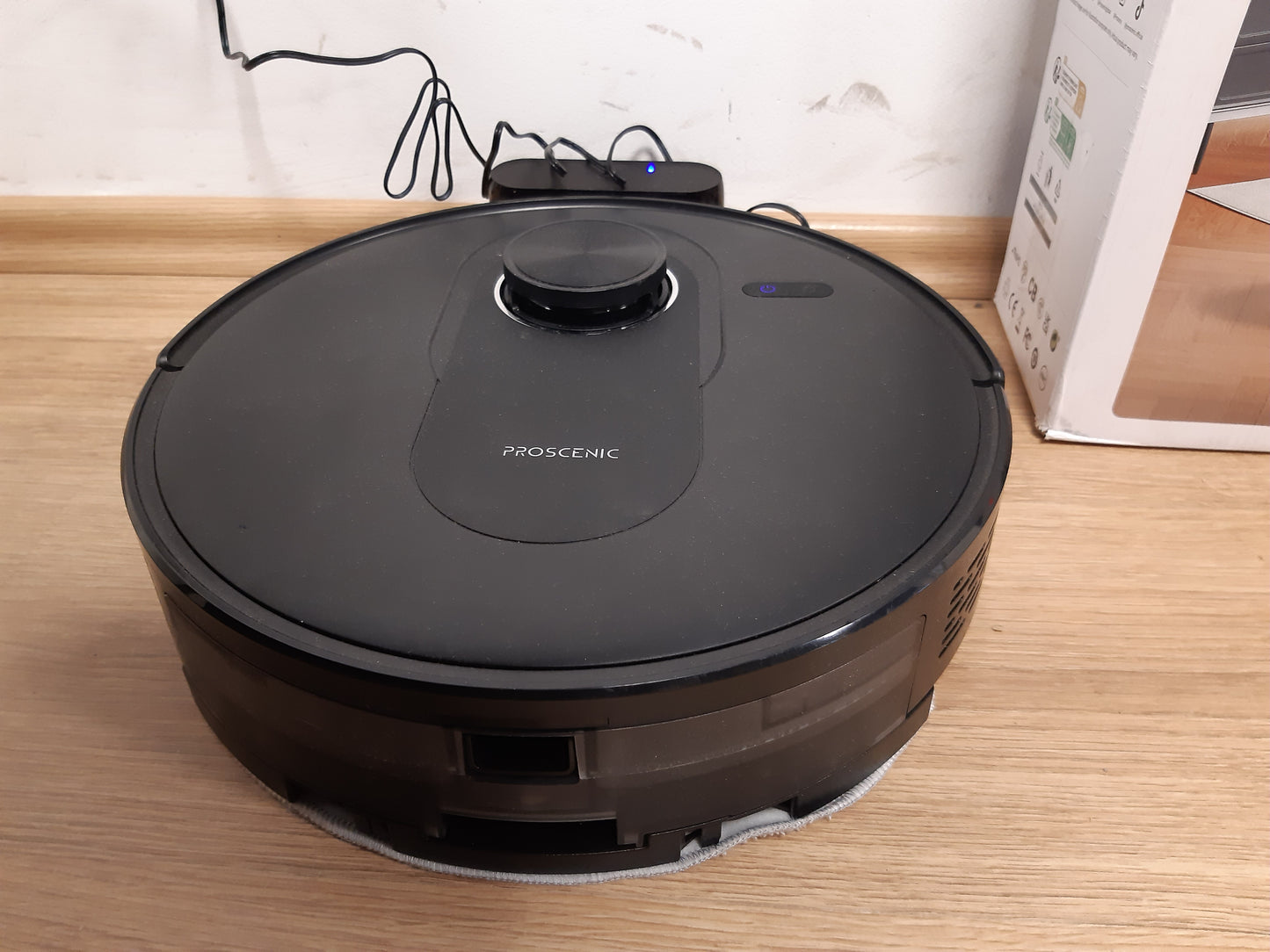 153020 - PROSCENIC Q8 Fshesë Robotike me Thithje 5000Pa, Bateri 200 Minuta, LiDAR Inteligjent, Dimenzionet Ultra të Holla 6cm, Mbrojtje Kundër Ngatërrimit të Qimeve | Përkrahnë App/Alexa/Wi-Fi, Përshtatet për Shtëpi dhe Kafshë Shtëpiake