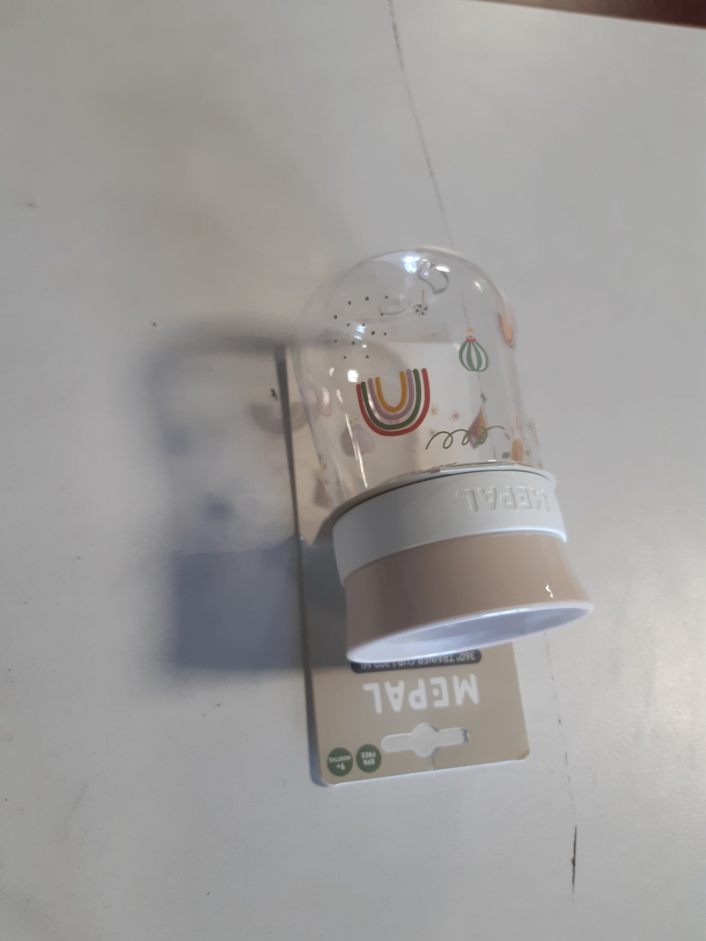 223960 - MEPAL Gotë Stërvitjeje 360° - 300 ml - E papërshkueshme nga rrjedhjet - Kapaku inteligjent mbyllet kur pirja mbaron - Sunshine & Rainbow