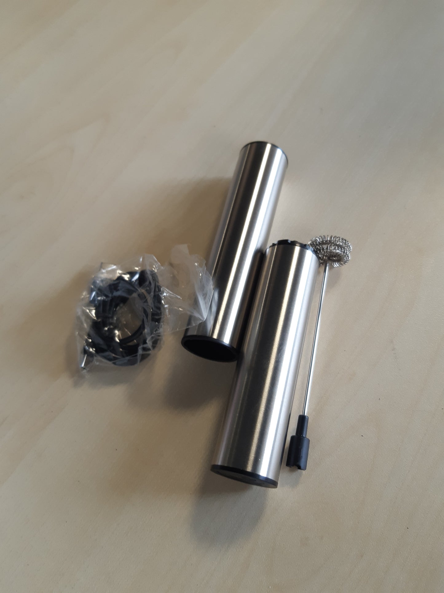 223573 - GRIFEMA Shkumëzues qumështi me USB i rikarikueshëm - Rrahëse elektrike për çaj Matcha, 13000 RPM, ergonomik, i lehtë për t’u pastruar