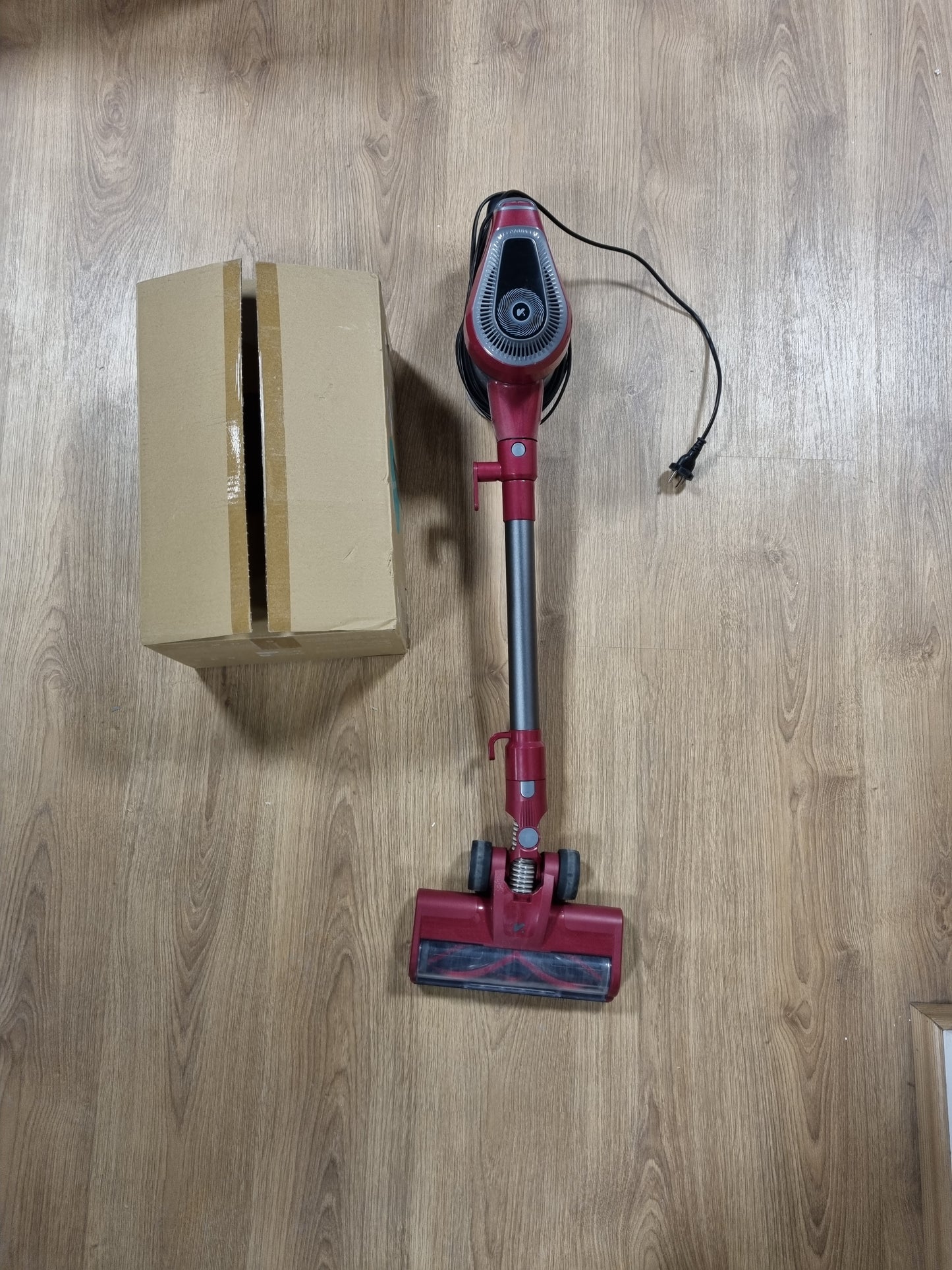 135106 - VEXILAR C8 Fshesë me Korrent, LED, Portative Ultra e Lehtë 5 në 1, Kabllo 60KPa dhe 7m, Fuqishme për Qilima/Dysheme/Qime Kafshësh Shtëpiake