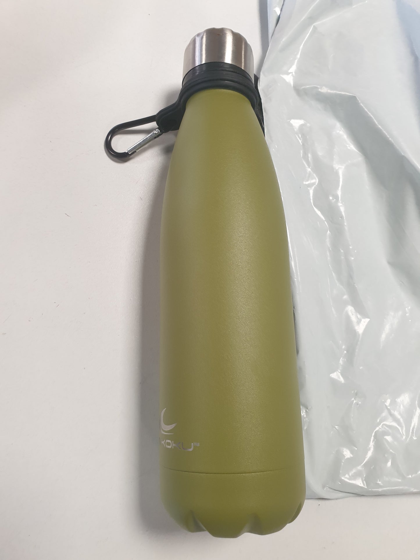 219310 - DAIKOKU - Shishe Uji prej Çeliku Inoks, 500 ML, 100% e papërshkueshme nga rrjedhjet, Mban pijet të ngrohta për 12 orë, të ftohta për 24 orë, Pa BPA, Ngjyrë Jeshile Ushtarake