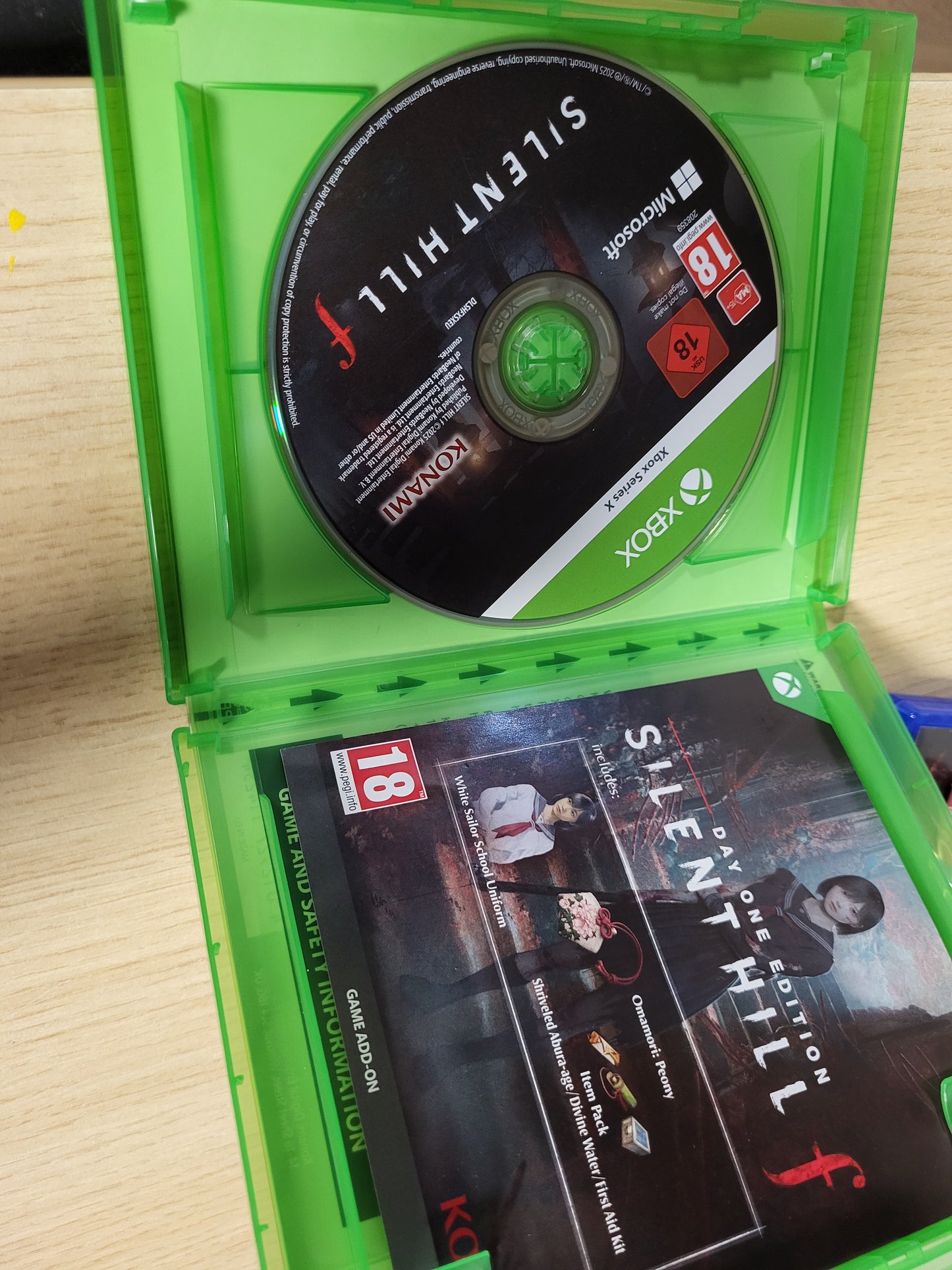 266122 - SILENT HILL F - Edicioni i Ditës së Parë - Xbox (Versioni në anglisht)