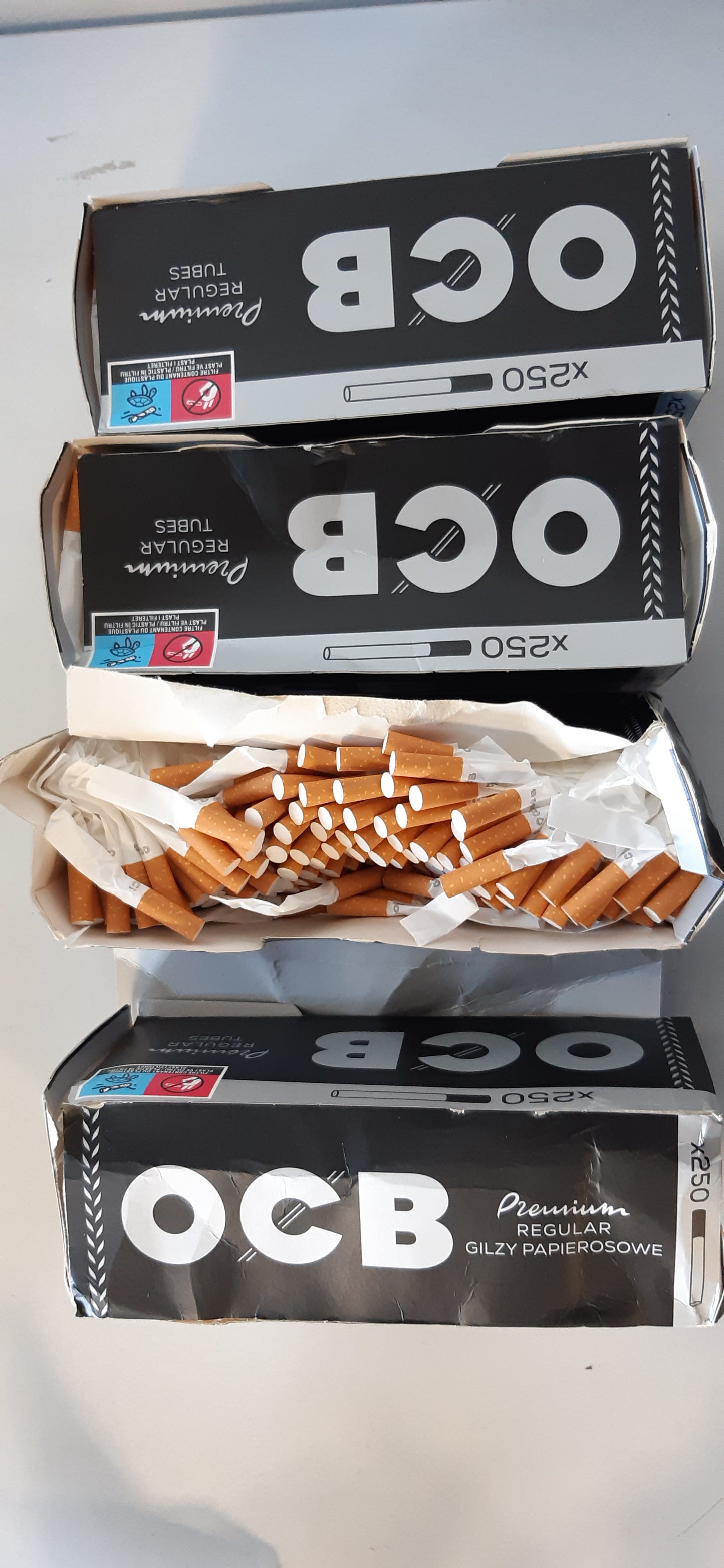 257804 - OCB Pako me 4 kuti - 250 tuba me filtër
