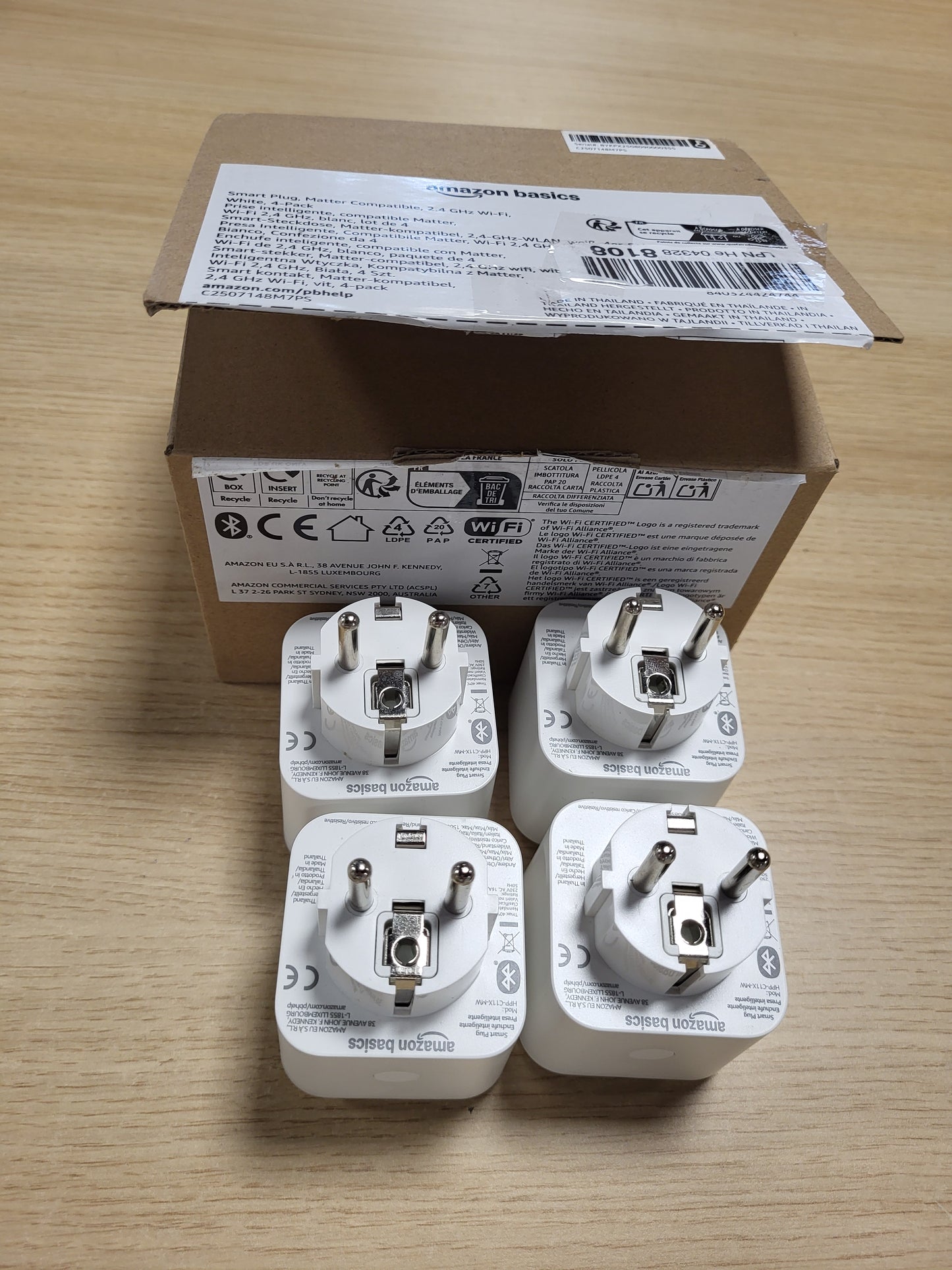 270114 - Prizë inteligjente Amazon Basics, e pajtueshme me Matter, e pajtueshme me Amazon Alexa, Google Home, Apple HomeKit, kërkohet Matter Hub, vetëm WiFi 2.4GHz, e bardhë, pako me 4 copë