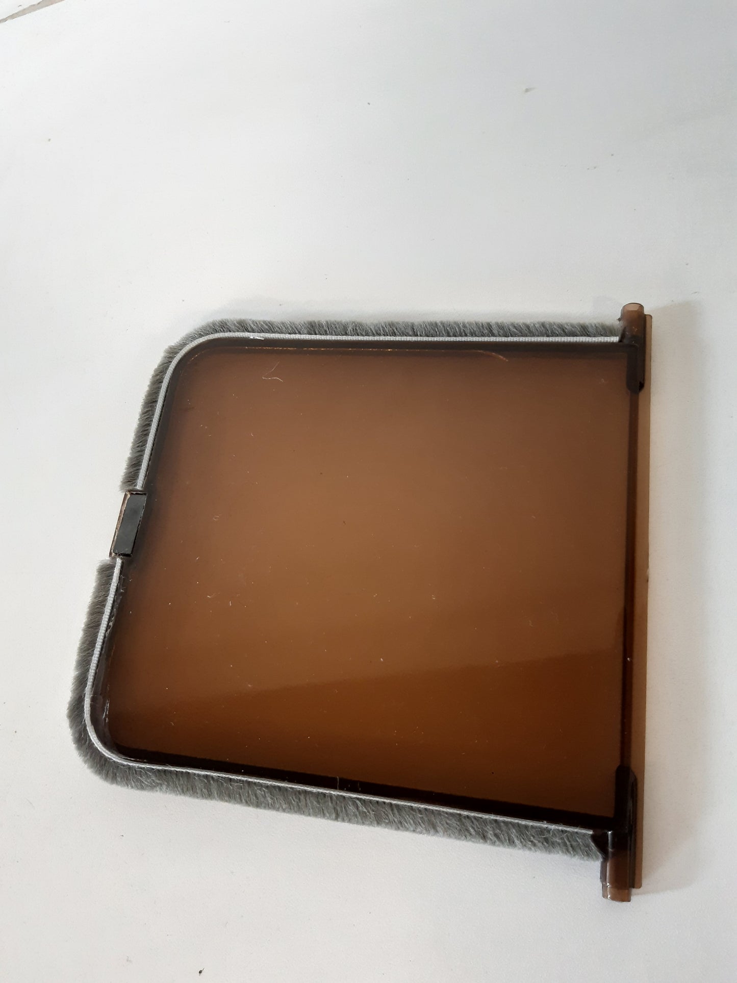 249022 - TRIXIE 3860-10 Kapak Zëvendësues për Derë me Lëvizje të Lirë #3869, 14.7 Ø - 15.8 cm, Ngjyrë Kafe