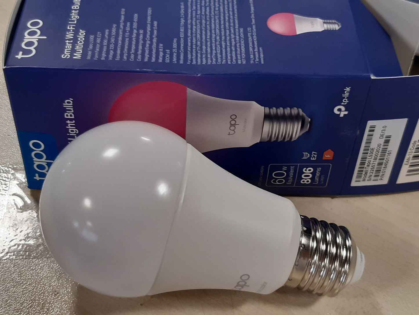 267052 - TP-LINK Llambë Alexa Tapo L530E E27, Kursim energjie, Llambë inteligjente WiFi me errësim shumëngjyrësh, Aksesori për shtëpi inteligjente, i pajtueshëm me Alexa dhe Asistentin Google