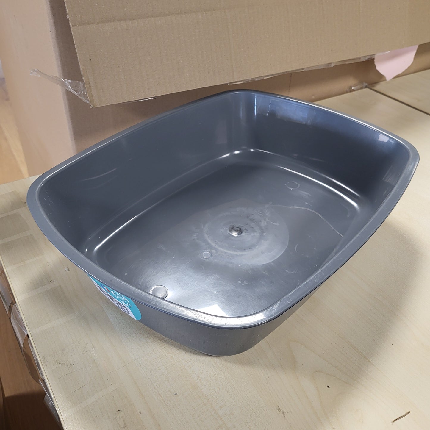 248982 - AIMÉ - Kuti rëre për mace 43x31x10cm - Ngjyrë e rastësishme - Kuti rëre e lehtë dhe praktike për mace dhe kotele të rritura