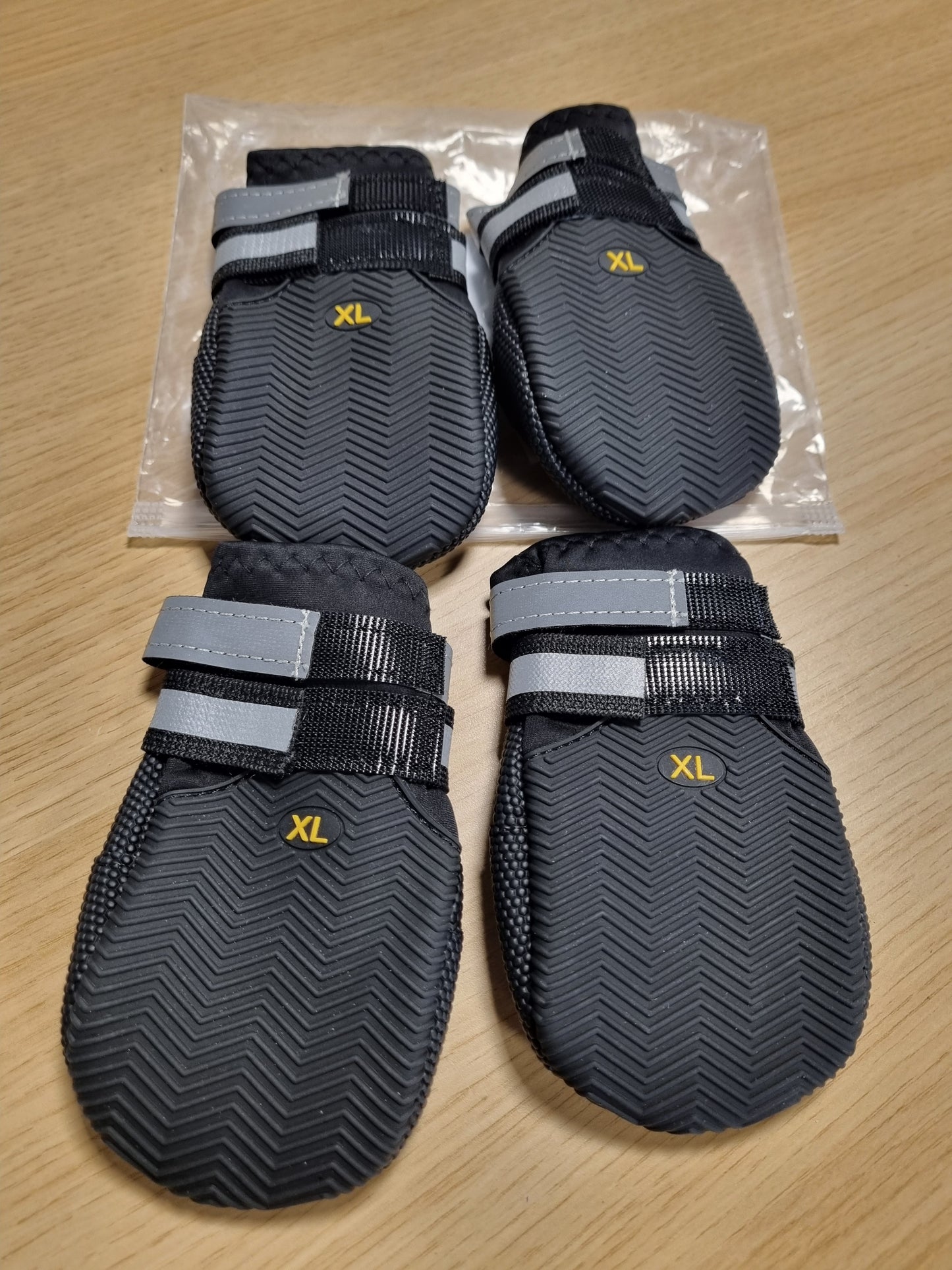 224560 - Set prej 4 çizmesh mbrojtëse të papërshkueshme nga uji për putrat e qenve, të rregullueshme, blu