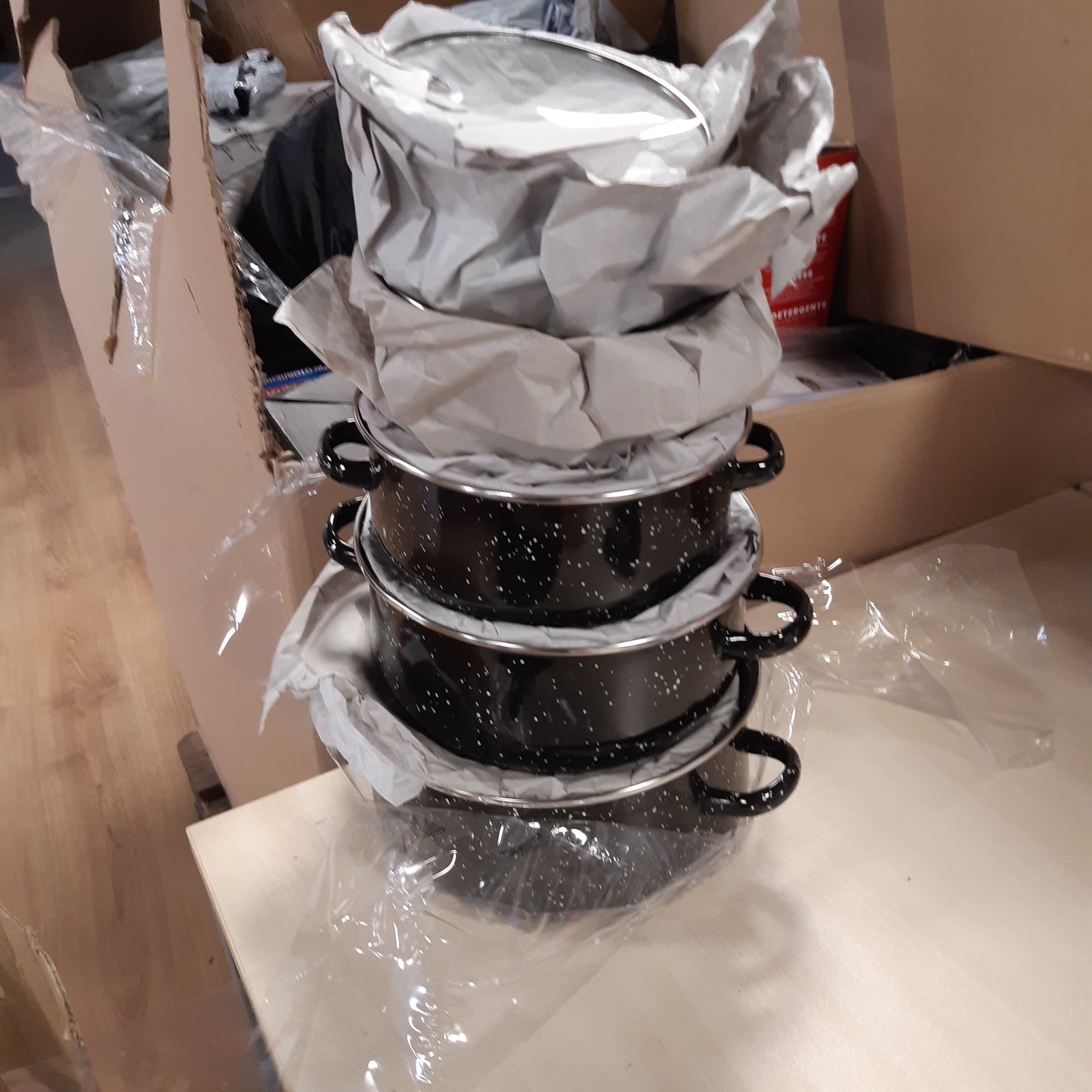 250684 - HERZBERG HG04128 Set tenxheresh dhe pjekësesh me 10 pjesë, Kapakë qelqi, Smalt të zi, Madhësi 16-24CM, Qëndrueshmëri superiore