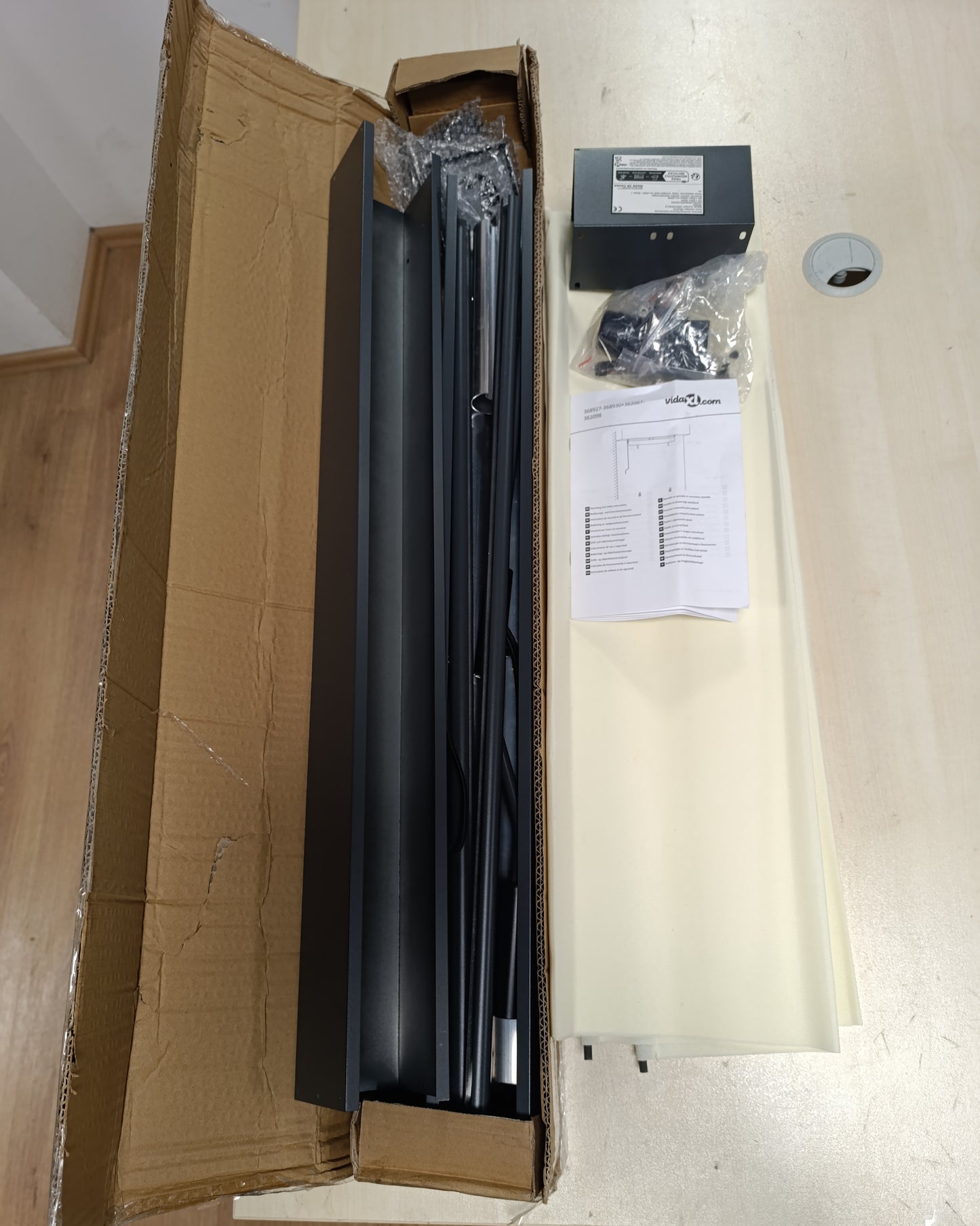 270129 - vidaXL Perde me Rrotull Krem 180 x 250 cm prej pëlhure dhe alumini, Perde me Rrotull Drejtkëndëshe Moderne për Jashtë,