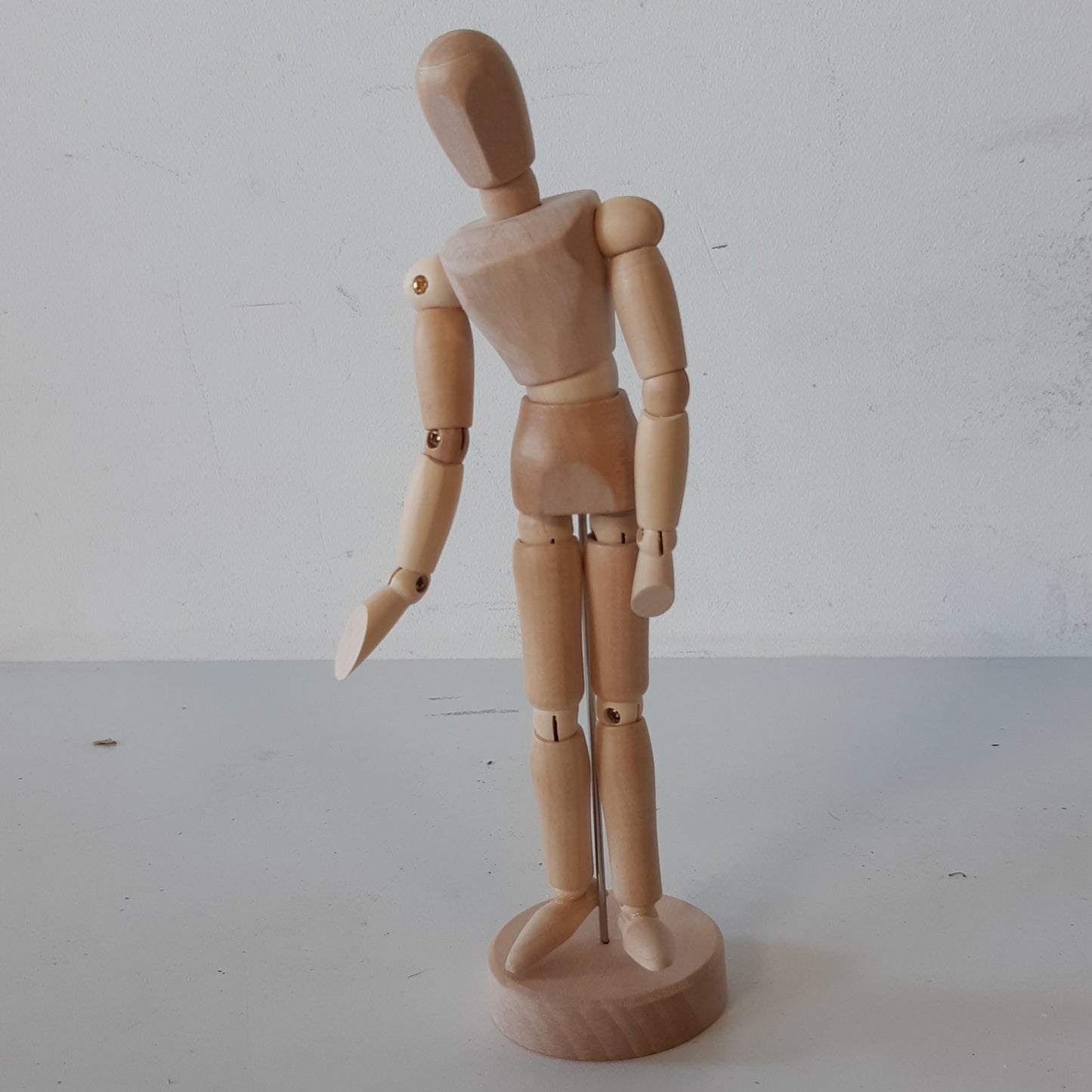 264048 - MANEKIN ME NYJE KANGUR - 20CM, MANEKIN FLEKSIBËL, PREJ DRURI TË BOKSIT