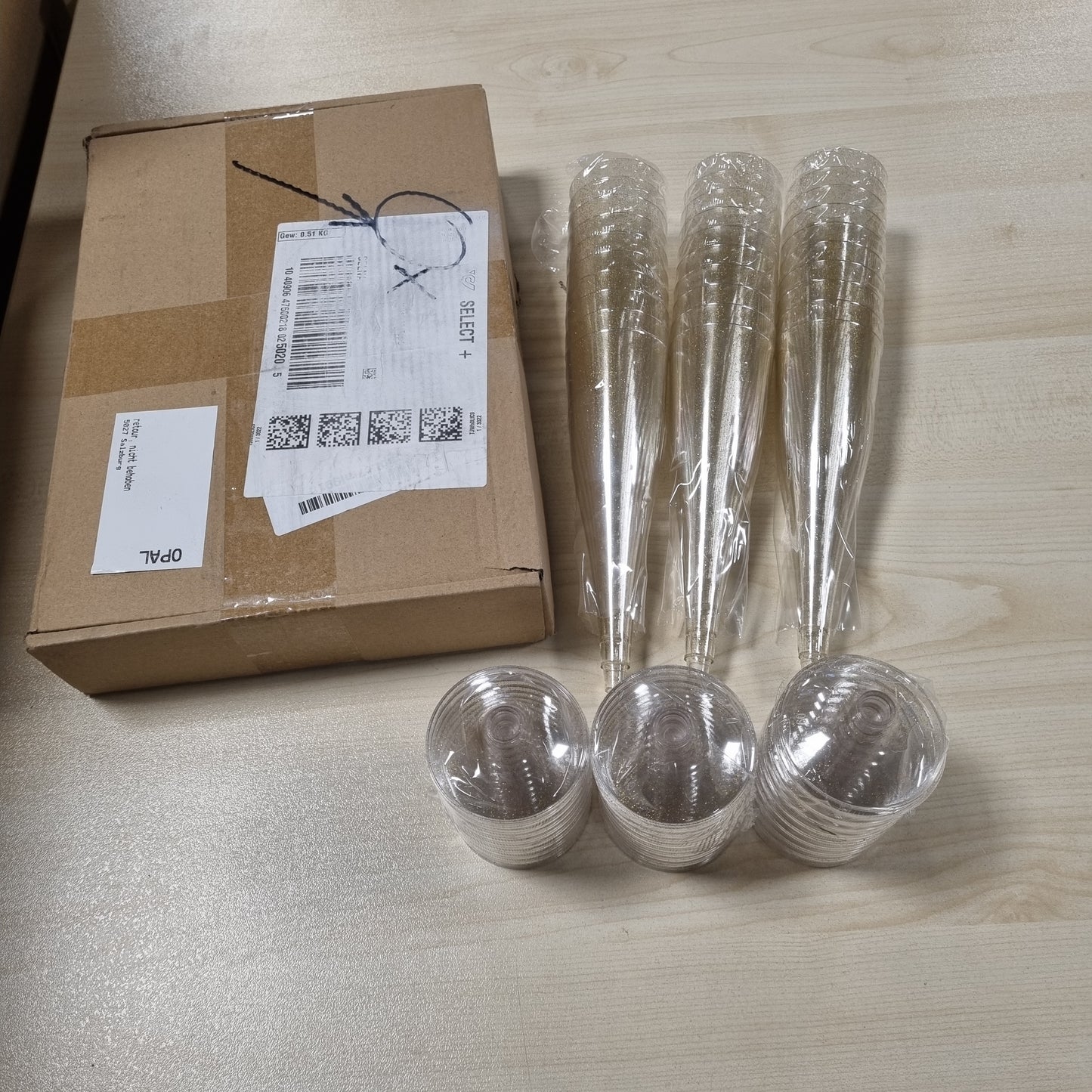 206821 - GOTA - Gota Shampanje Mispudin të Artë, Plastike, 130ml, Set prej 30 copësh, të Ripërdorshme për Festa, Dasma, Festa Kopshti, Ditëlindje, Piknikë, Natën e Vitit të Ri