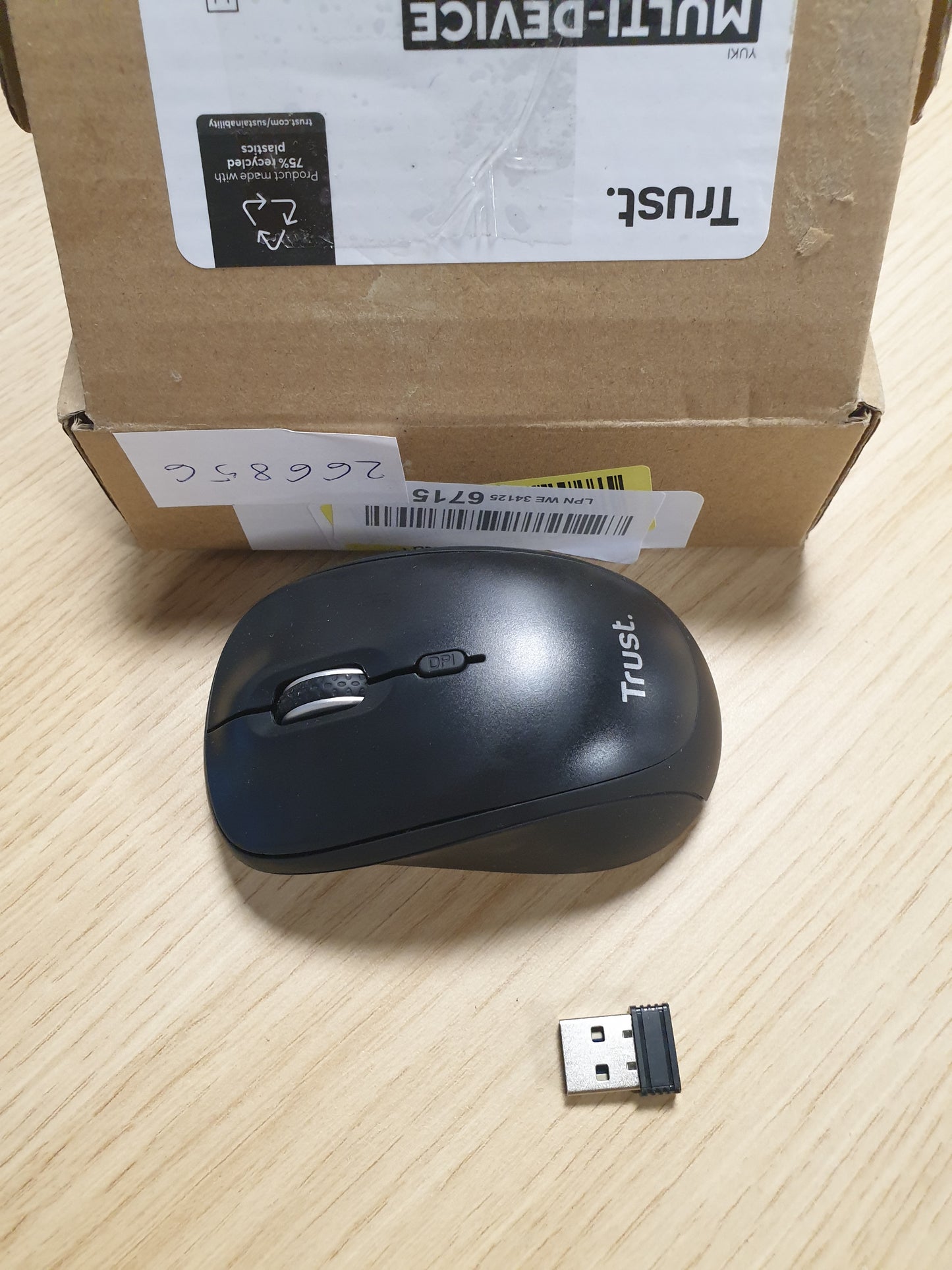 266856 - Trust Yuki Maus pa tel Silent Wireless Bluetooth + 2.4GHz, 75% plastikë e ricikluar, për laptop, PC, iOS, Android, Mac
